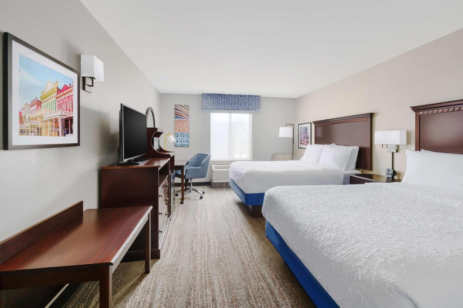 Hampton Inn & Suites West Sacramento Hampton Inn & Suites West Sacramento