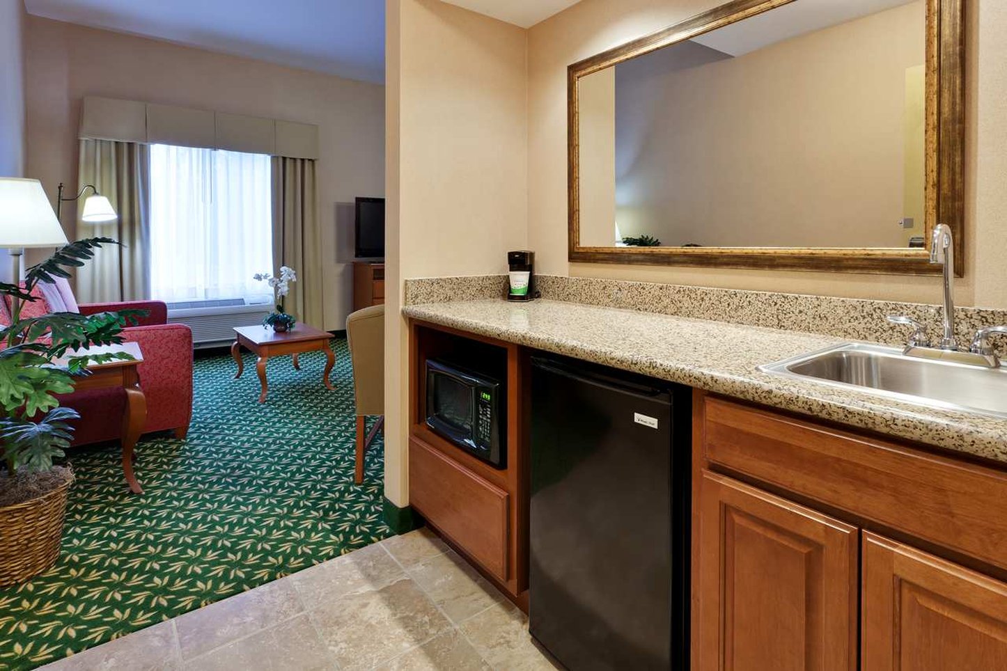 Hampton Inn & Suites Windsor- Sonoma Wine Country Hampton Inn & Suites Windsor- Sonoma Wine Country