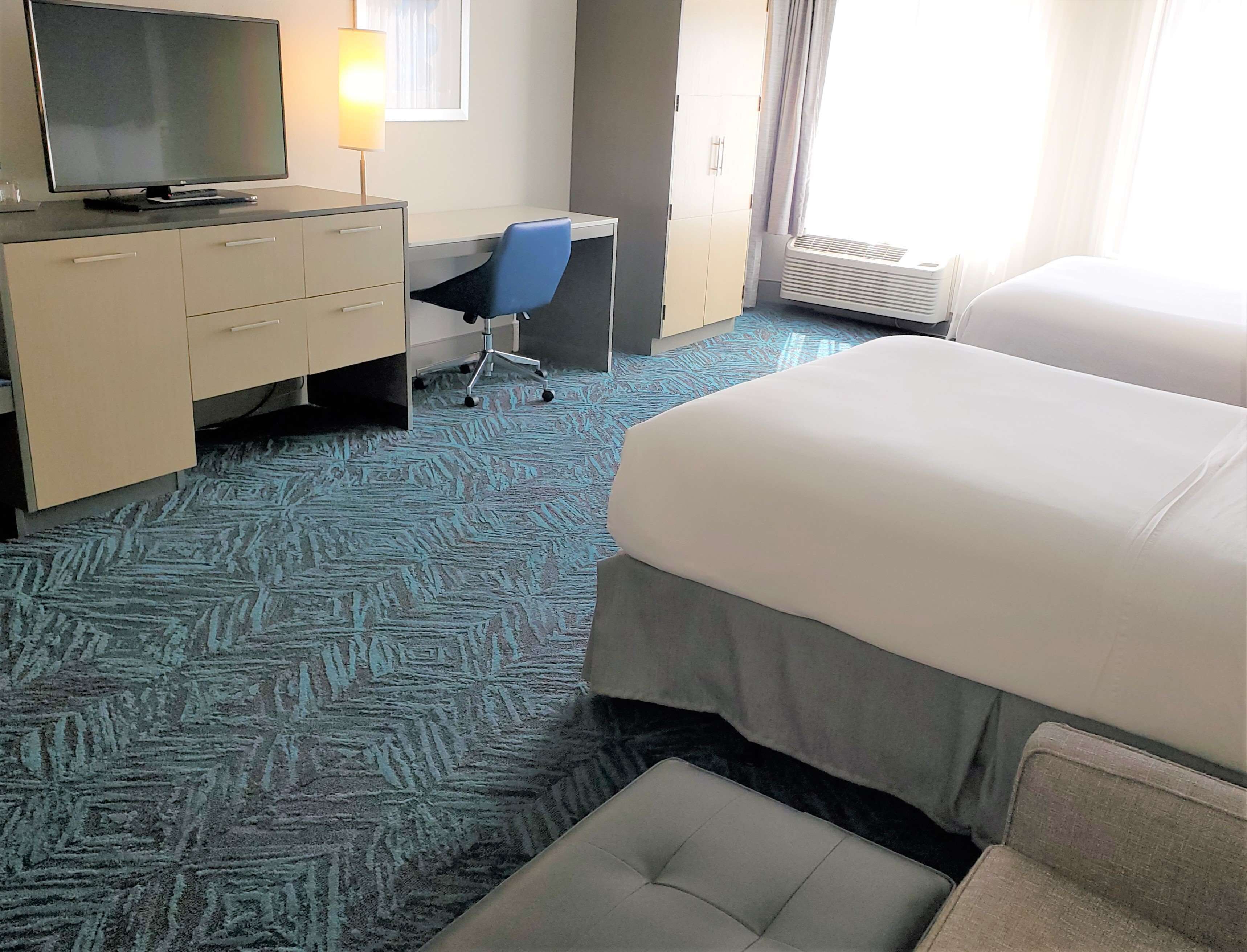 Radisson Colorado Springs Airport Radisson Colorado Springs Airport