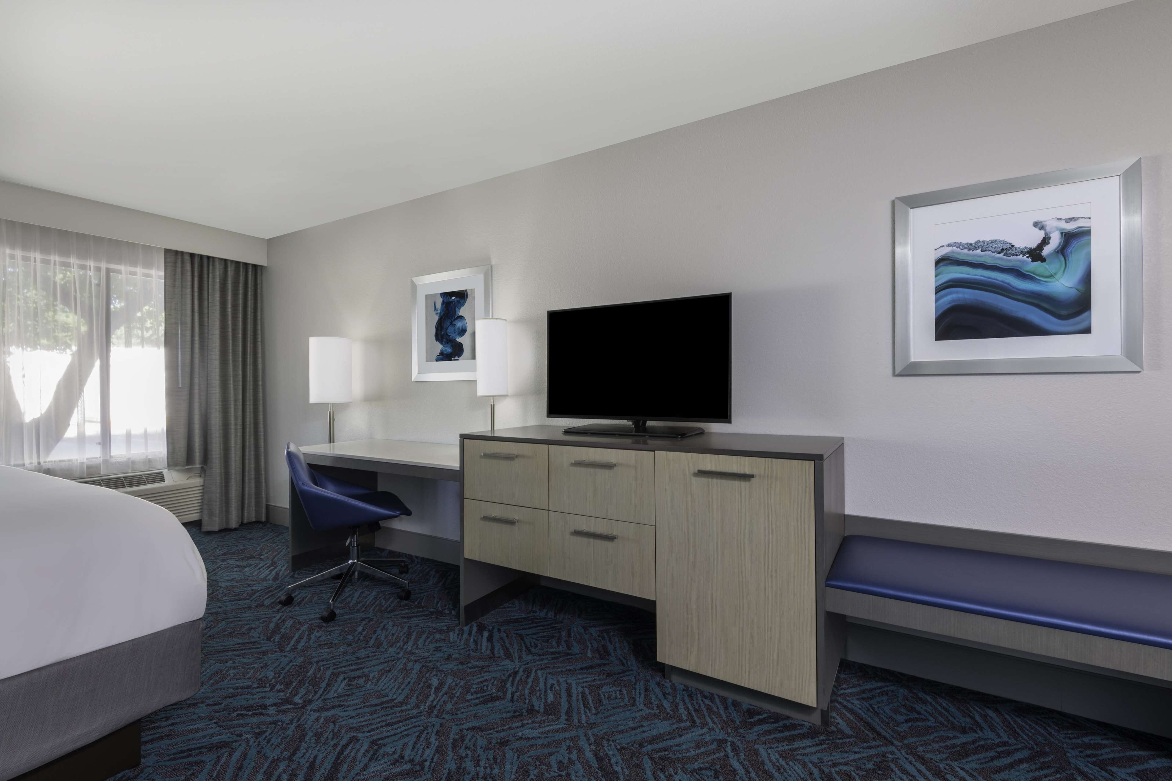 Radisson Colorado Springs Airport Radisson Colorado Springs Airport