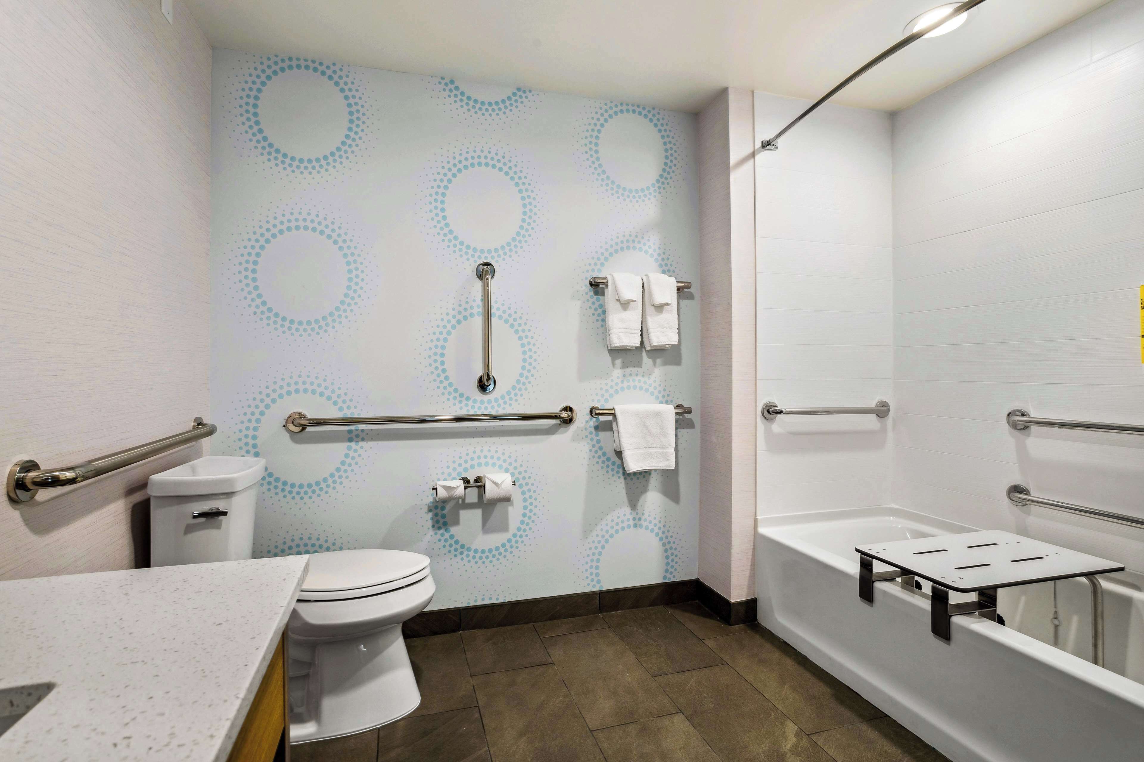 Tru by Hilton Colorado Springs Airport Tru by Hilton Colorado Springs Airport