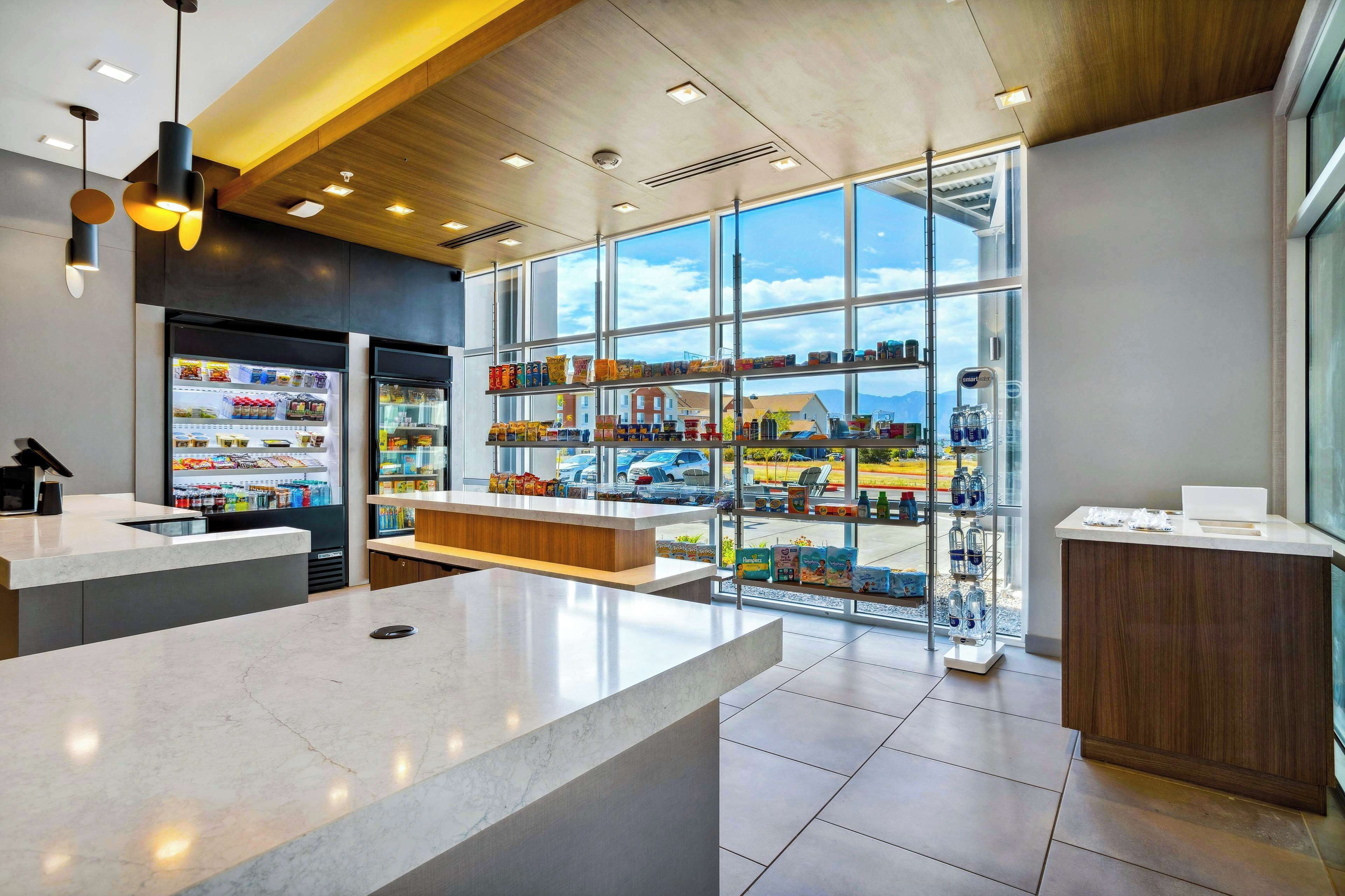 Tru by Hilton Colorado Springs Airport Tru by Hilton Colorado Springs Airport