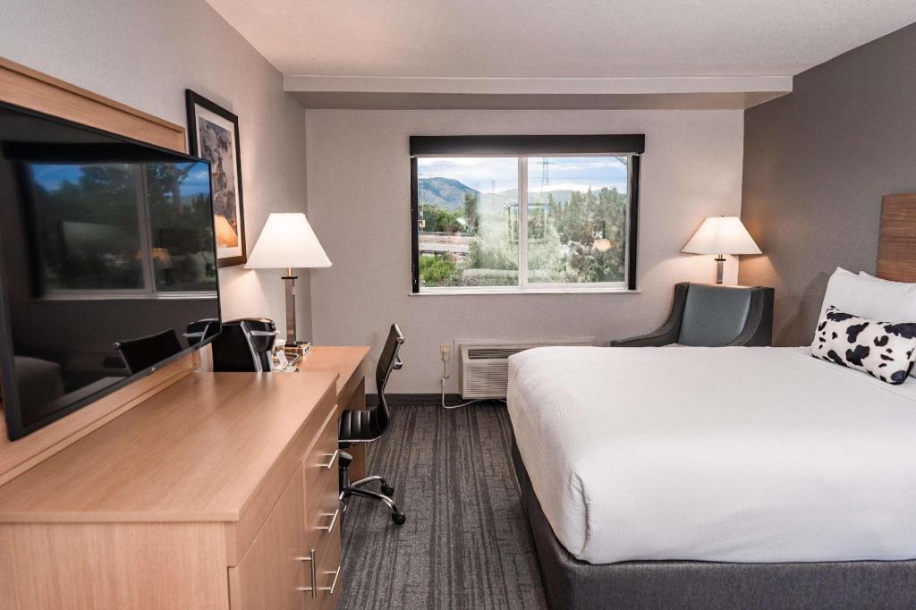 Aiden by Best Western @ Denver West/Golden Aiden by Best Western @ Denver West/Golden