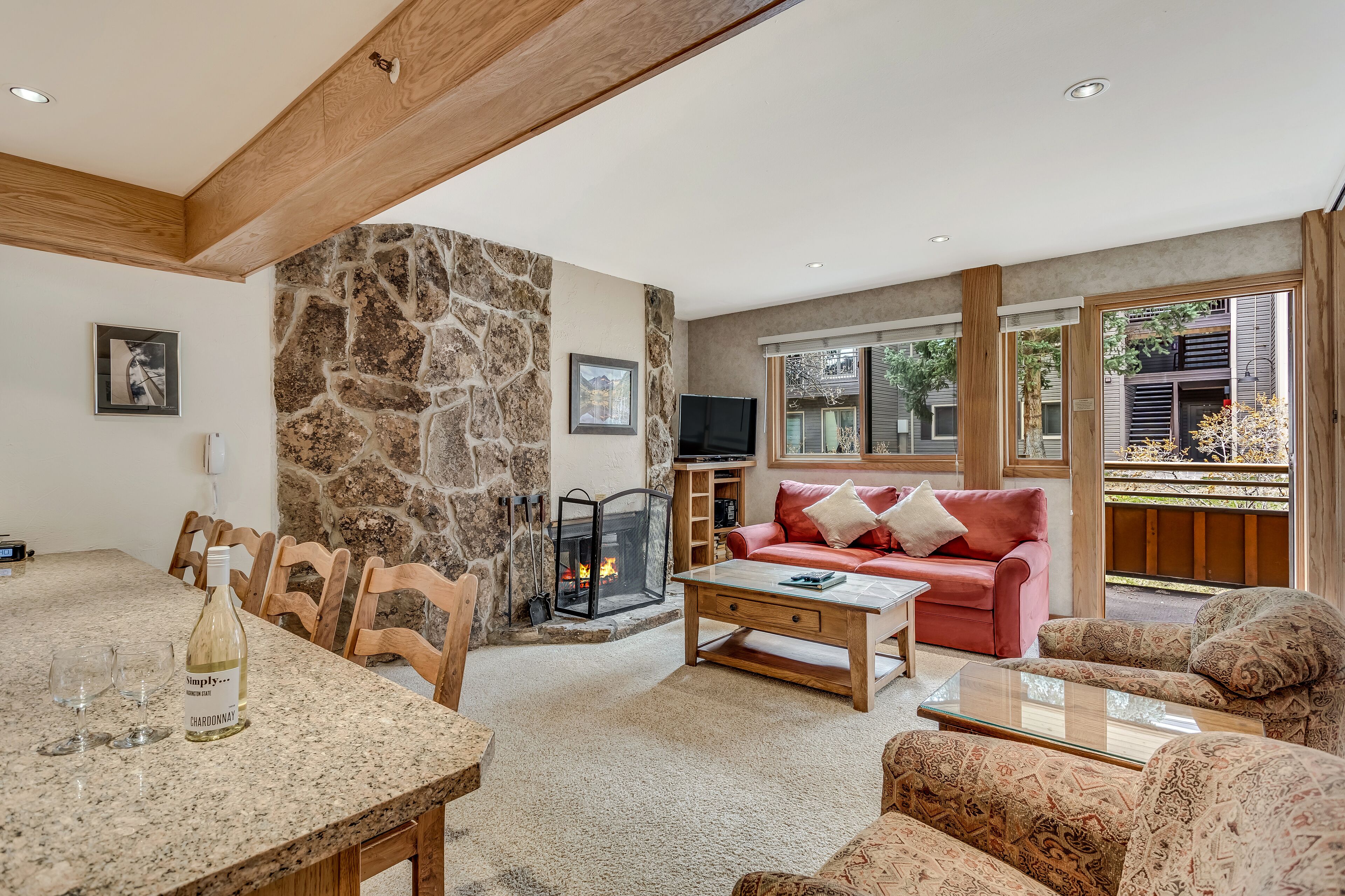 Laurelwood Condominiums Laurelwood Condominiums