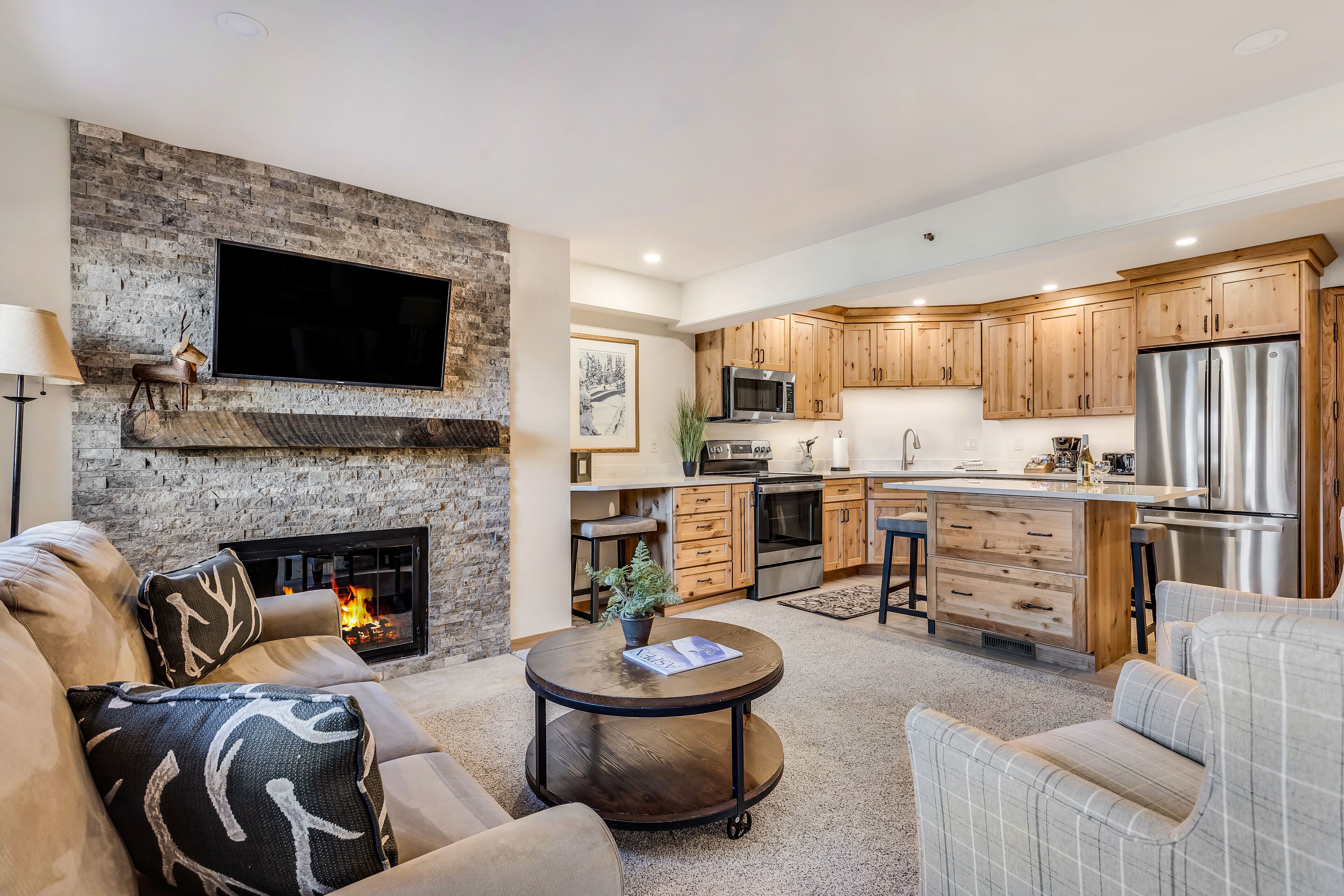 Laurelwood Condominiums Laurelwood Condominiums