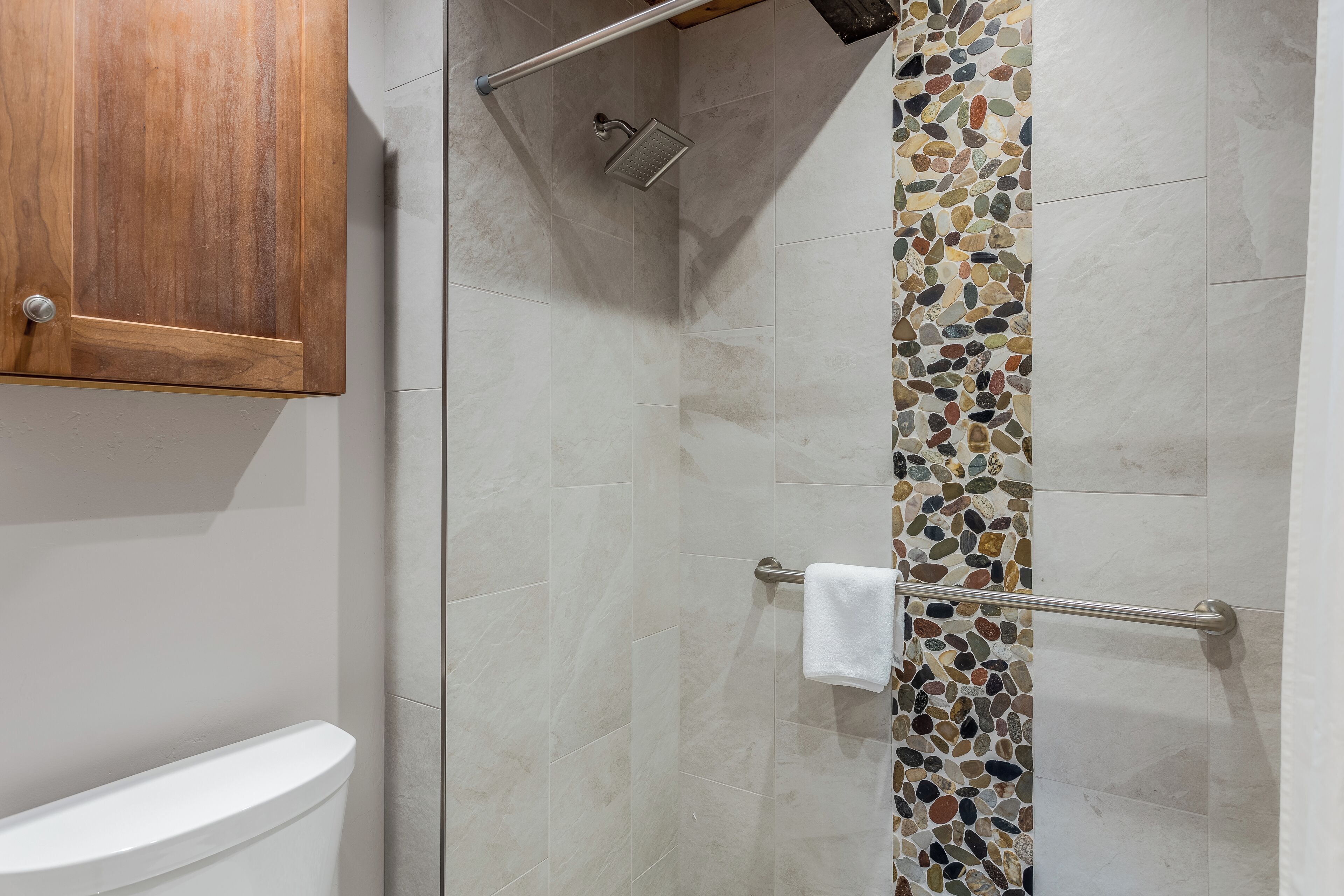 Laurelwood Condominiums Laurelwood Condominiums