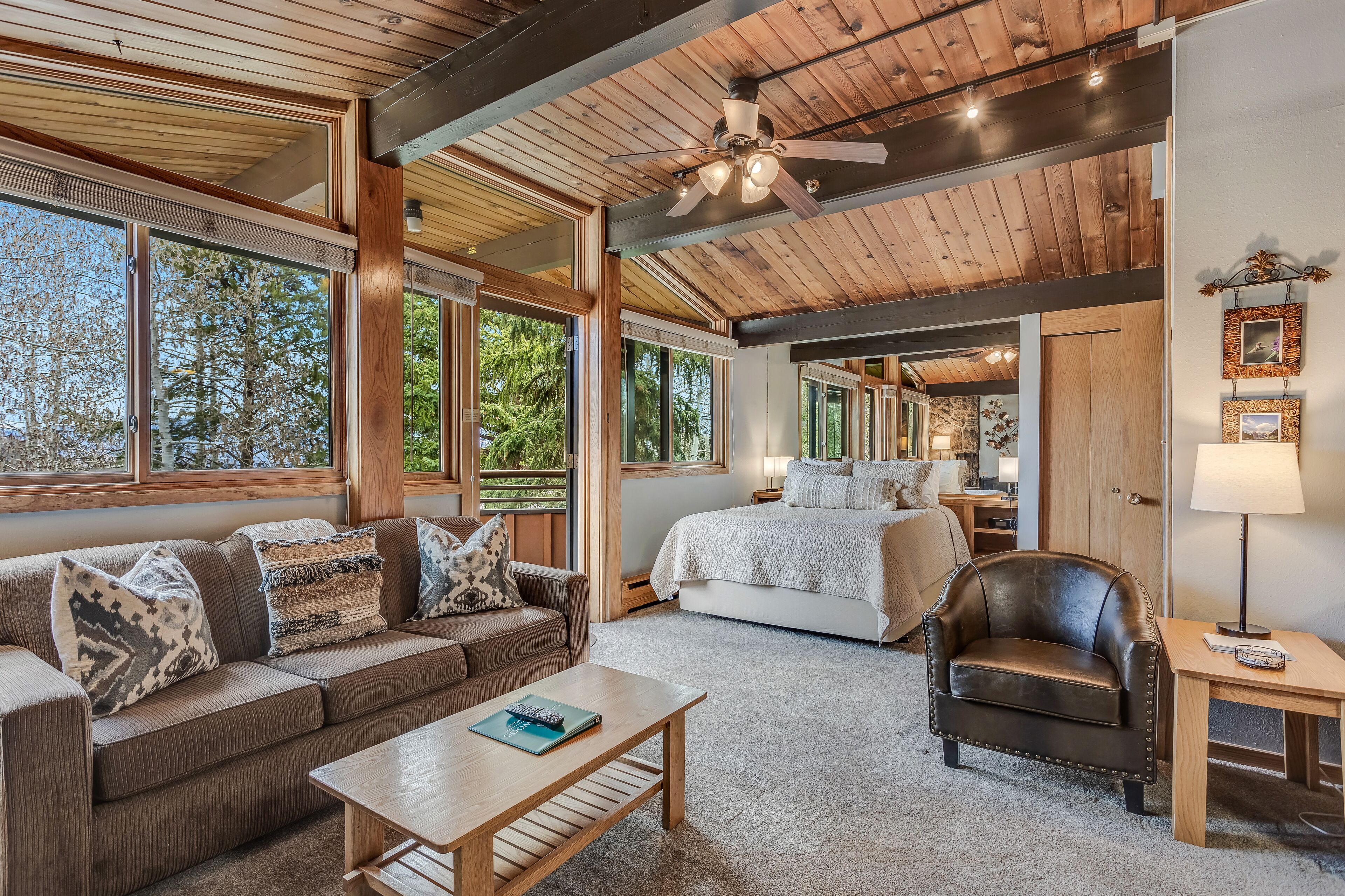 Laurelwood Condominiums Laurelwood Condominiums