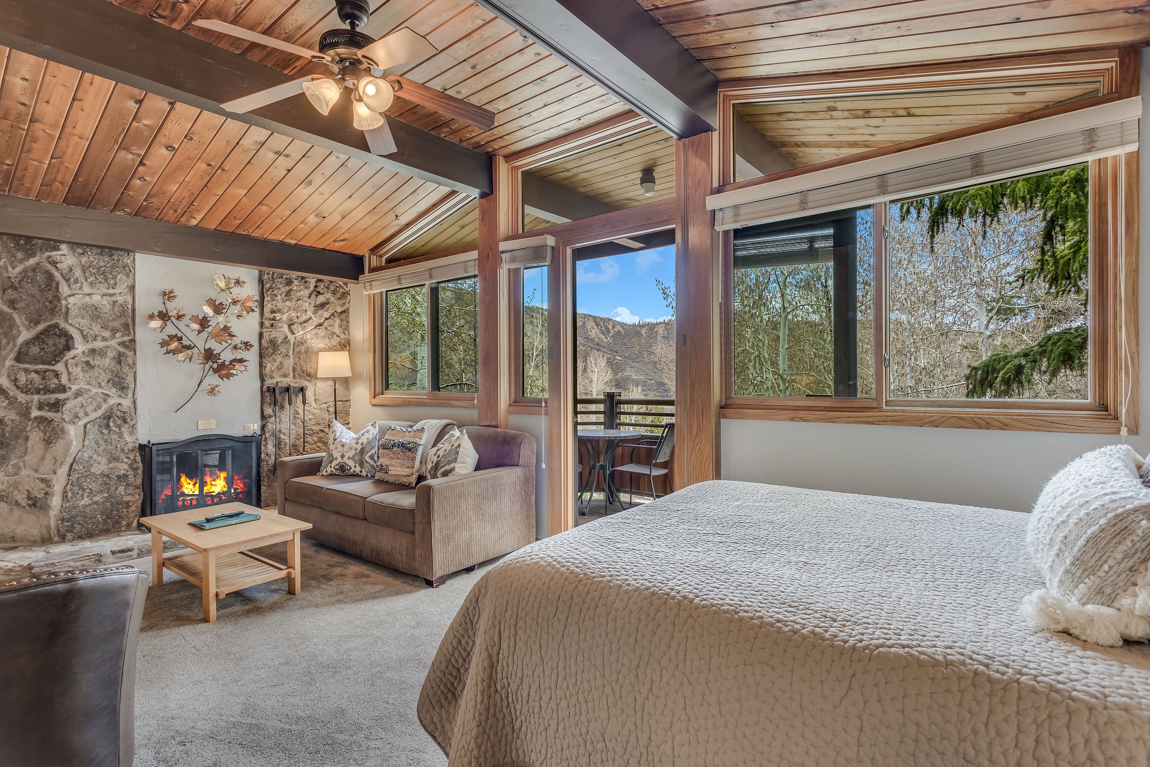 Laurelwood Condominiums Laurelwood Condominiums