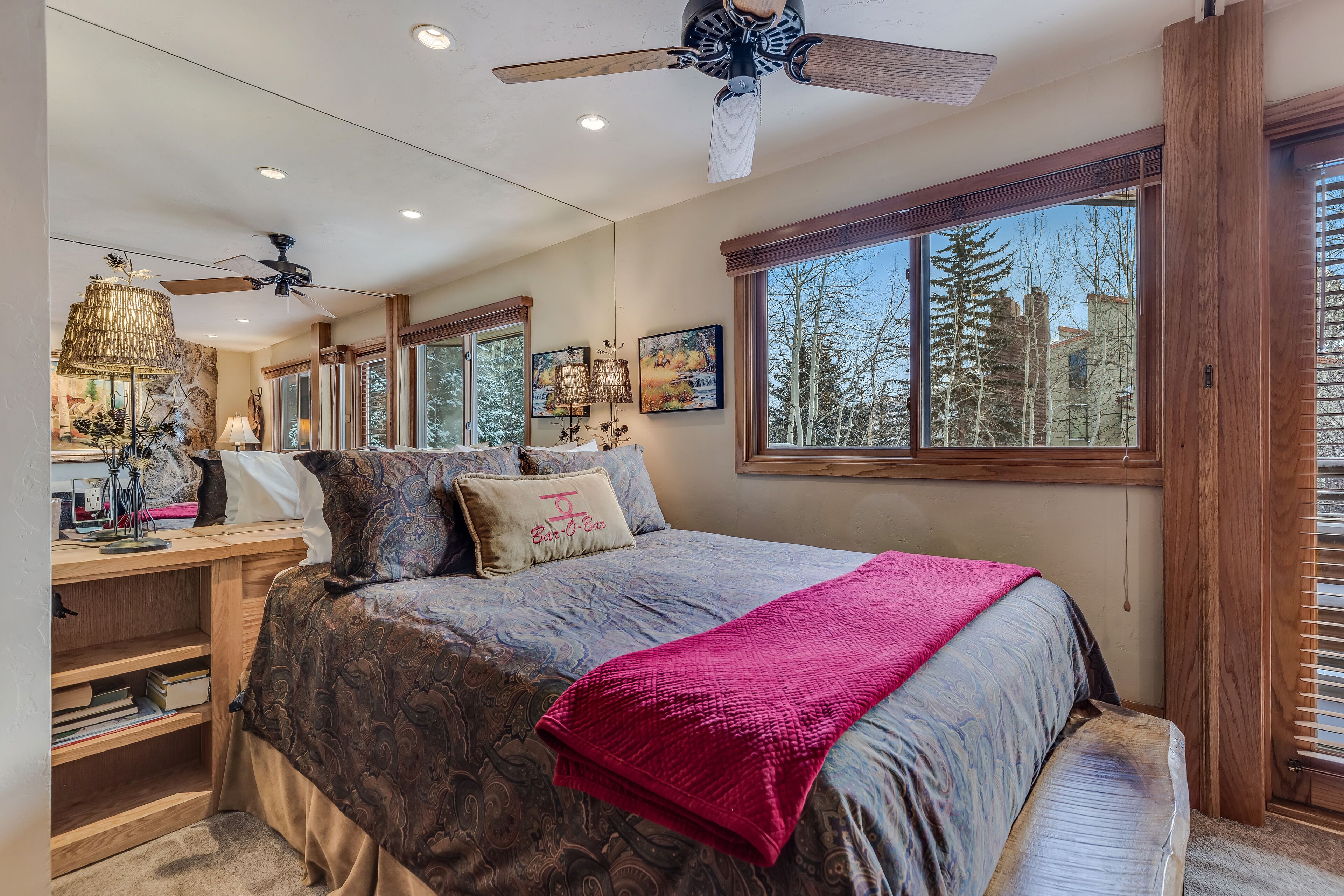 Laurelwood Condominiums Laurelwood Condominiums