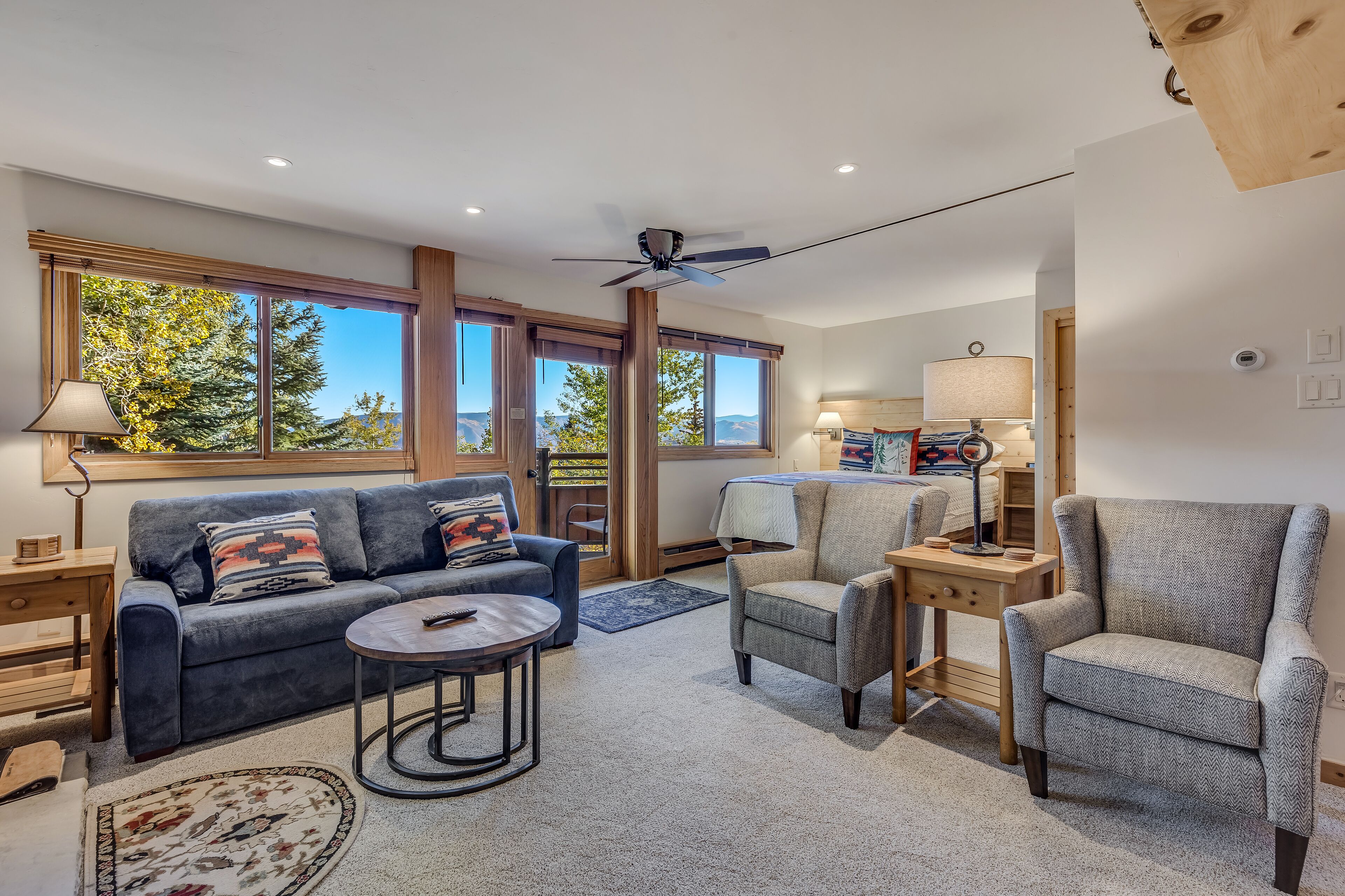 Laurelwood Condominiums Laurelwood Condominiums