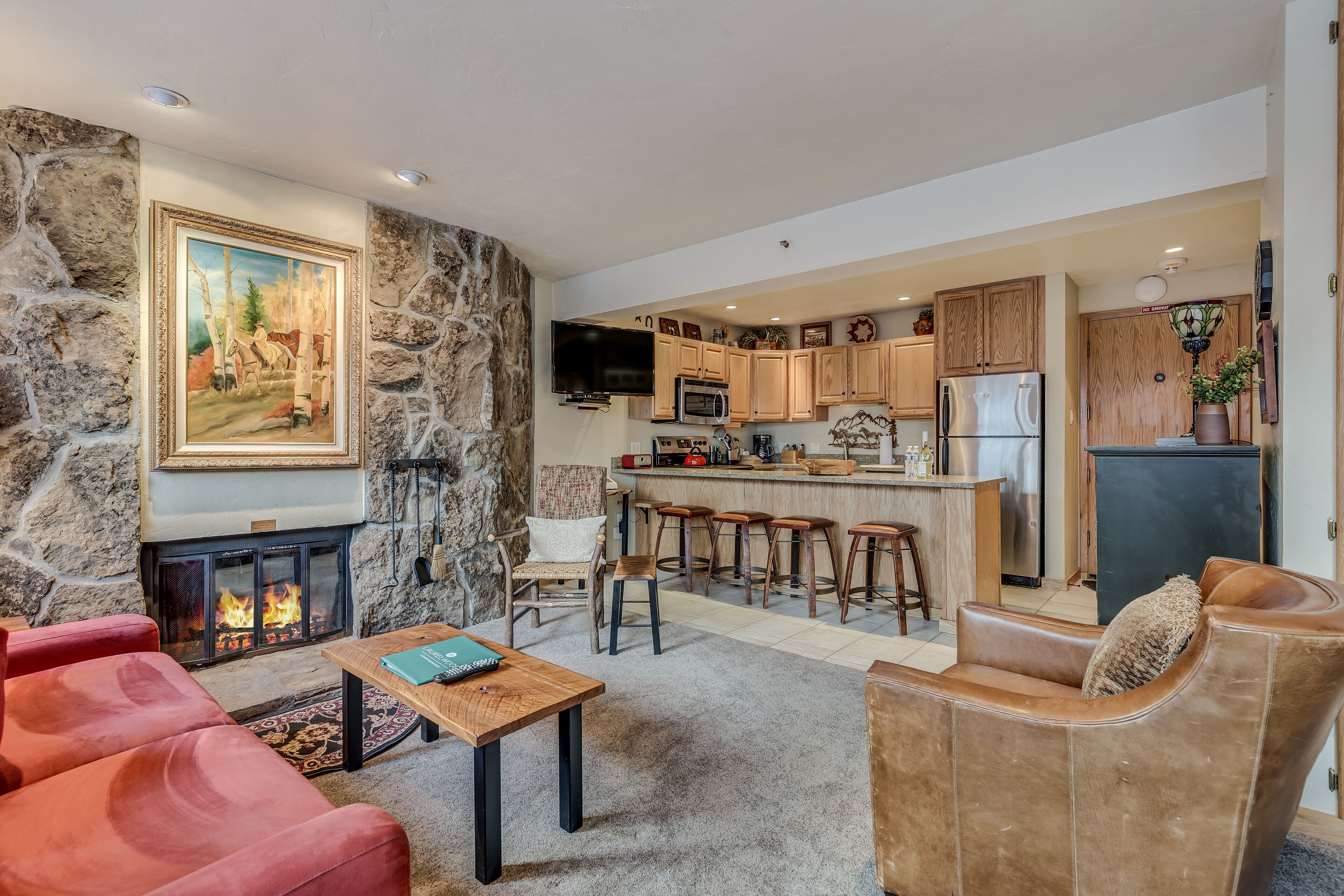 Laurelwood Condominiums Laurelwood Condominiums