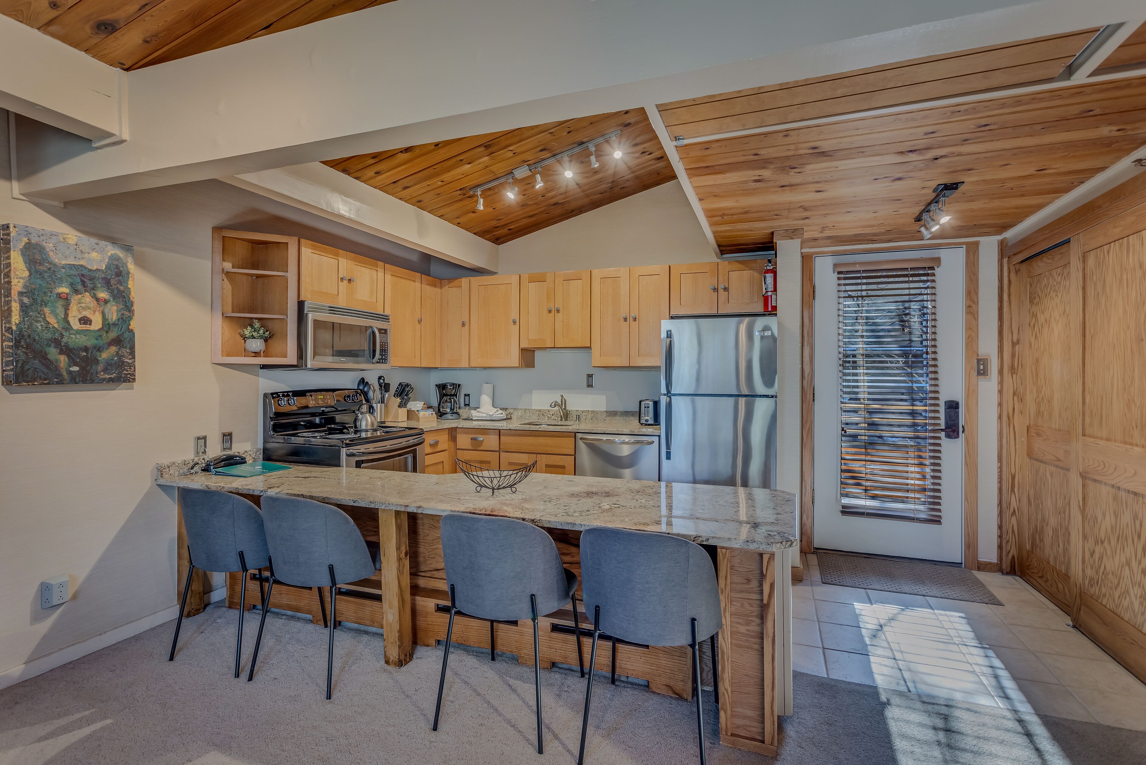 Laurelwood Condominiums Laurelwood Condominiums
