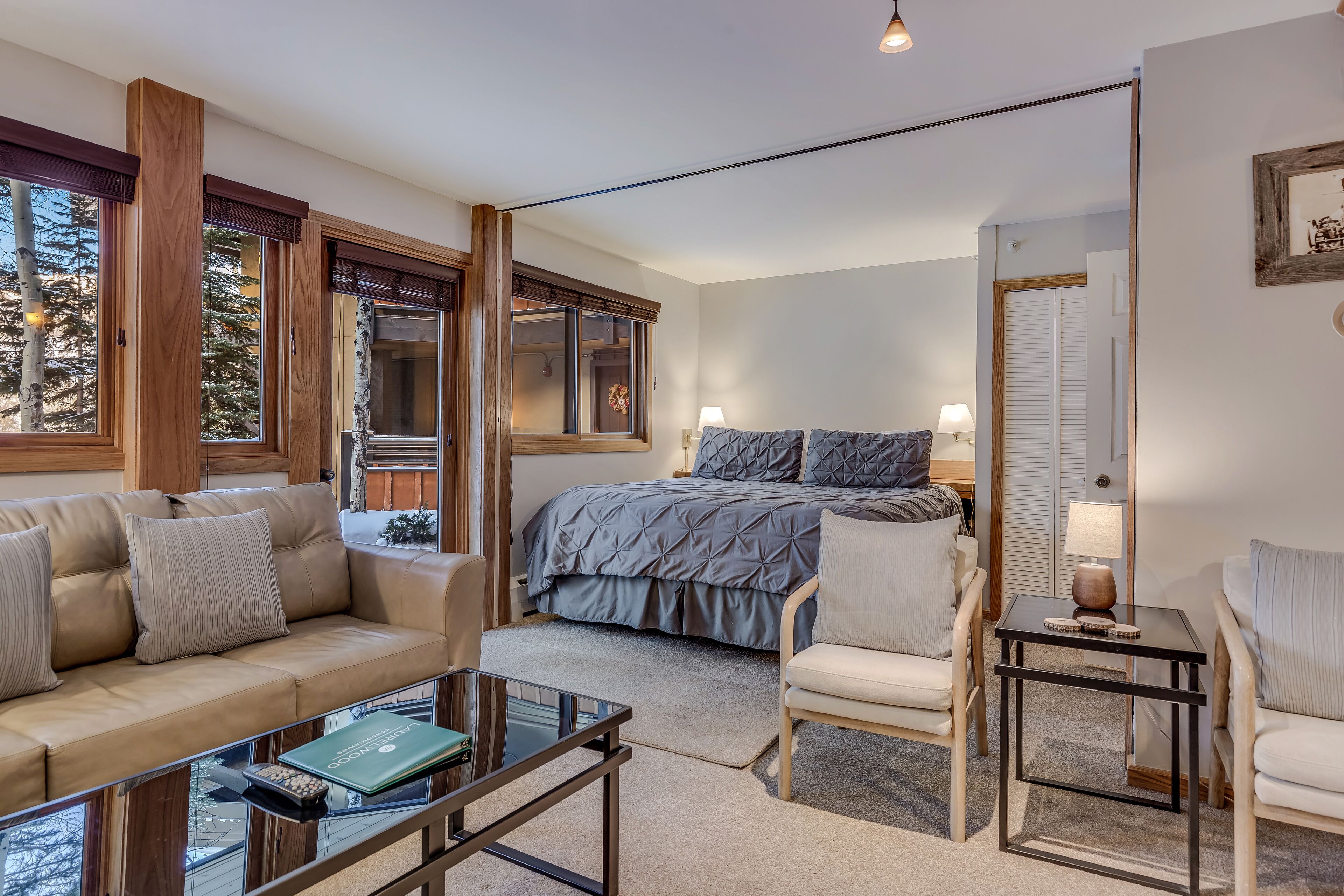 Laurelwood Condominiums Laurelwood Condominiums