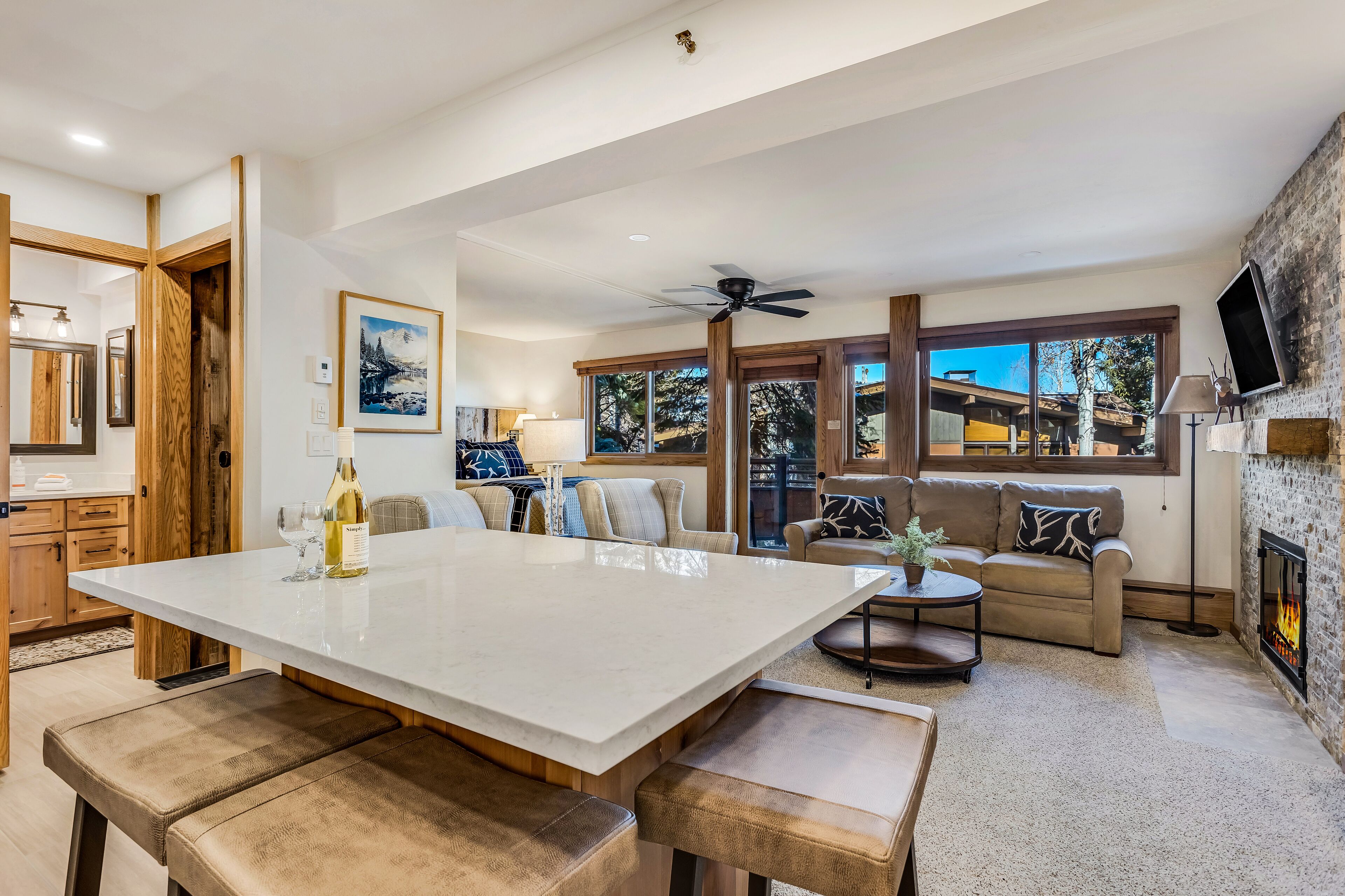 Laurelwood Condominiums Laurelwood Condominiums
