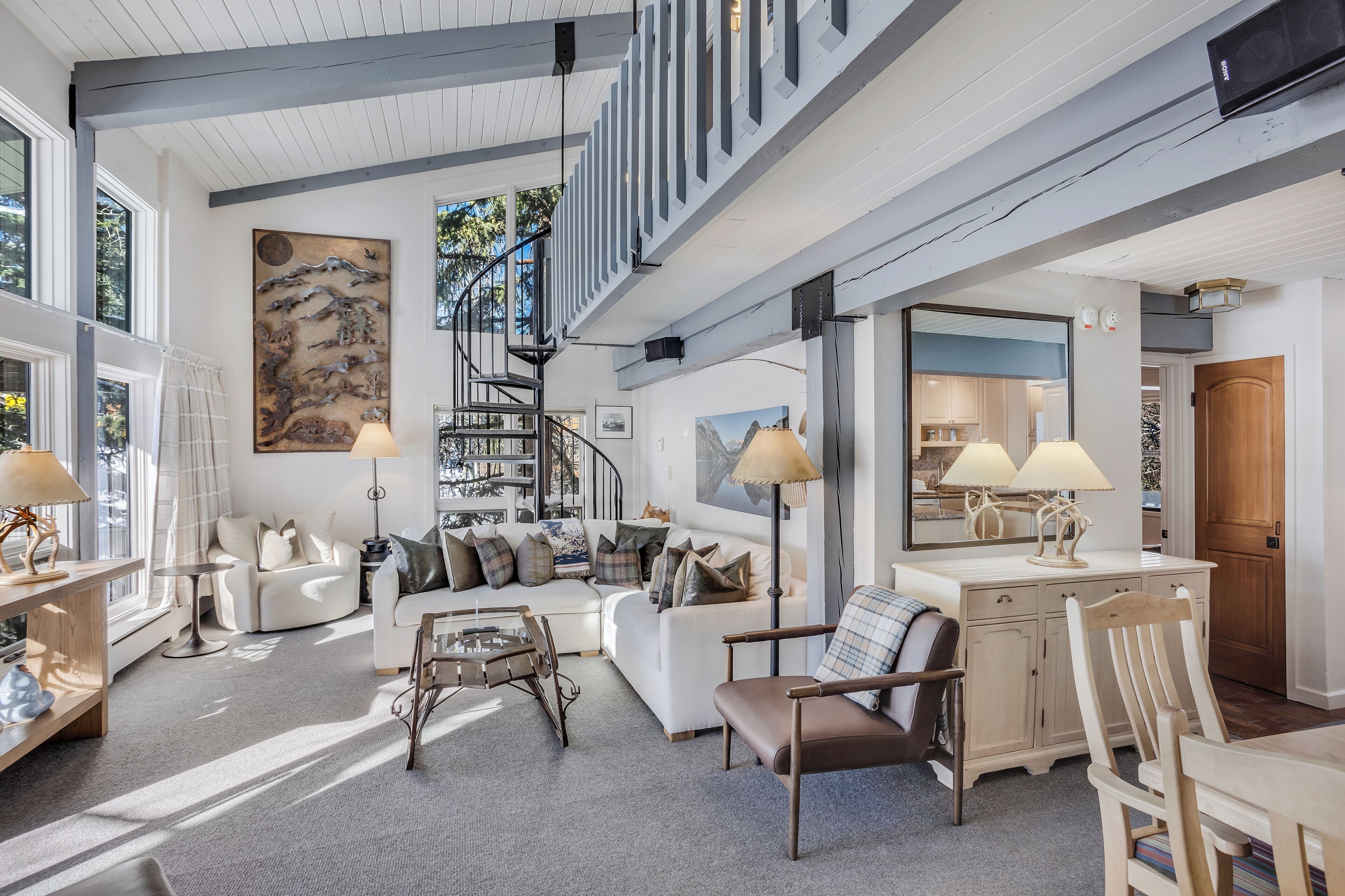 Laurelwood Condominiums Laurelwood Condominiums