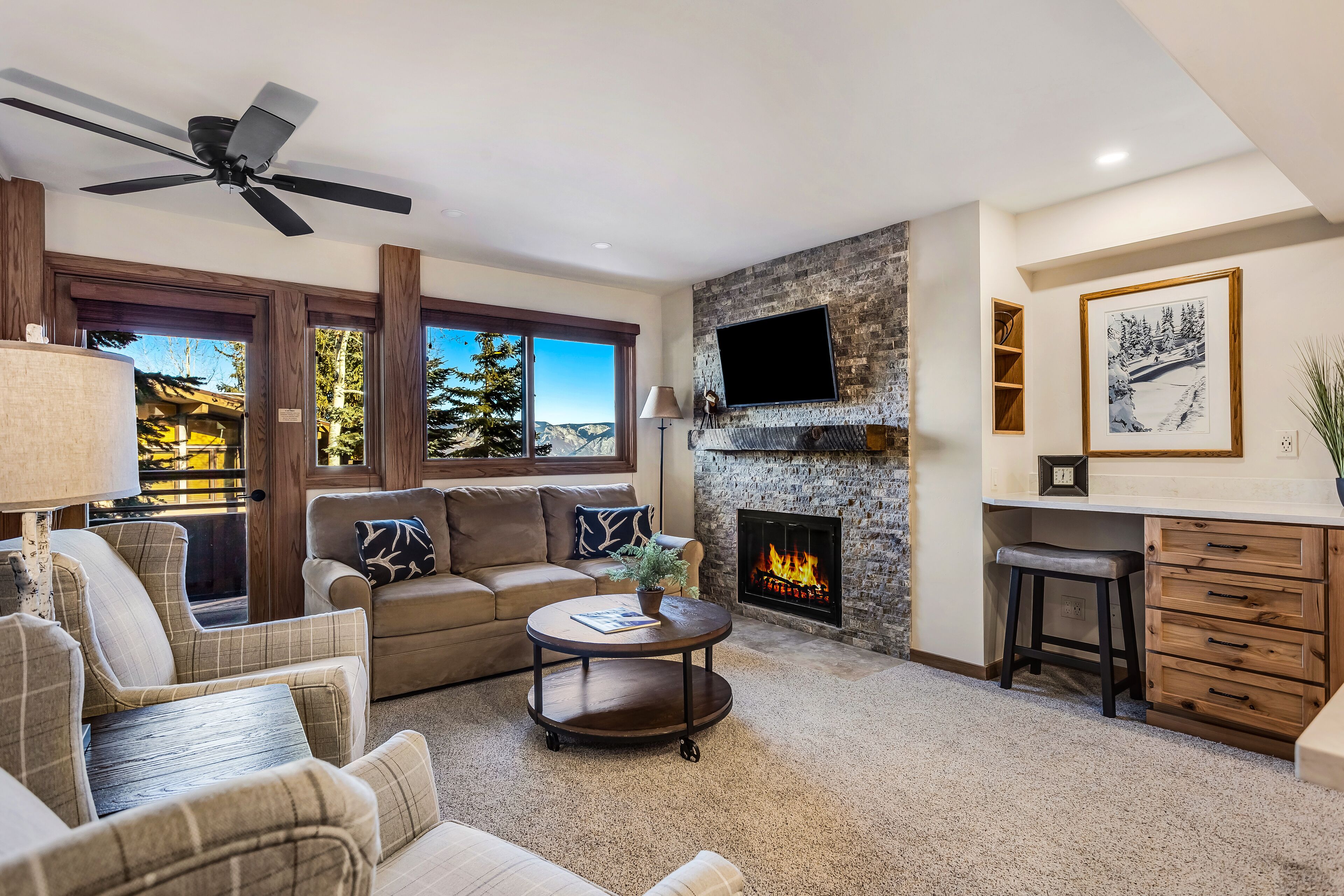 Laurelwood Condominiums Laurelwood Condominiums