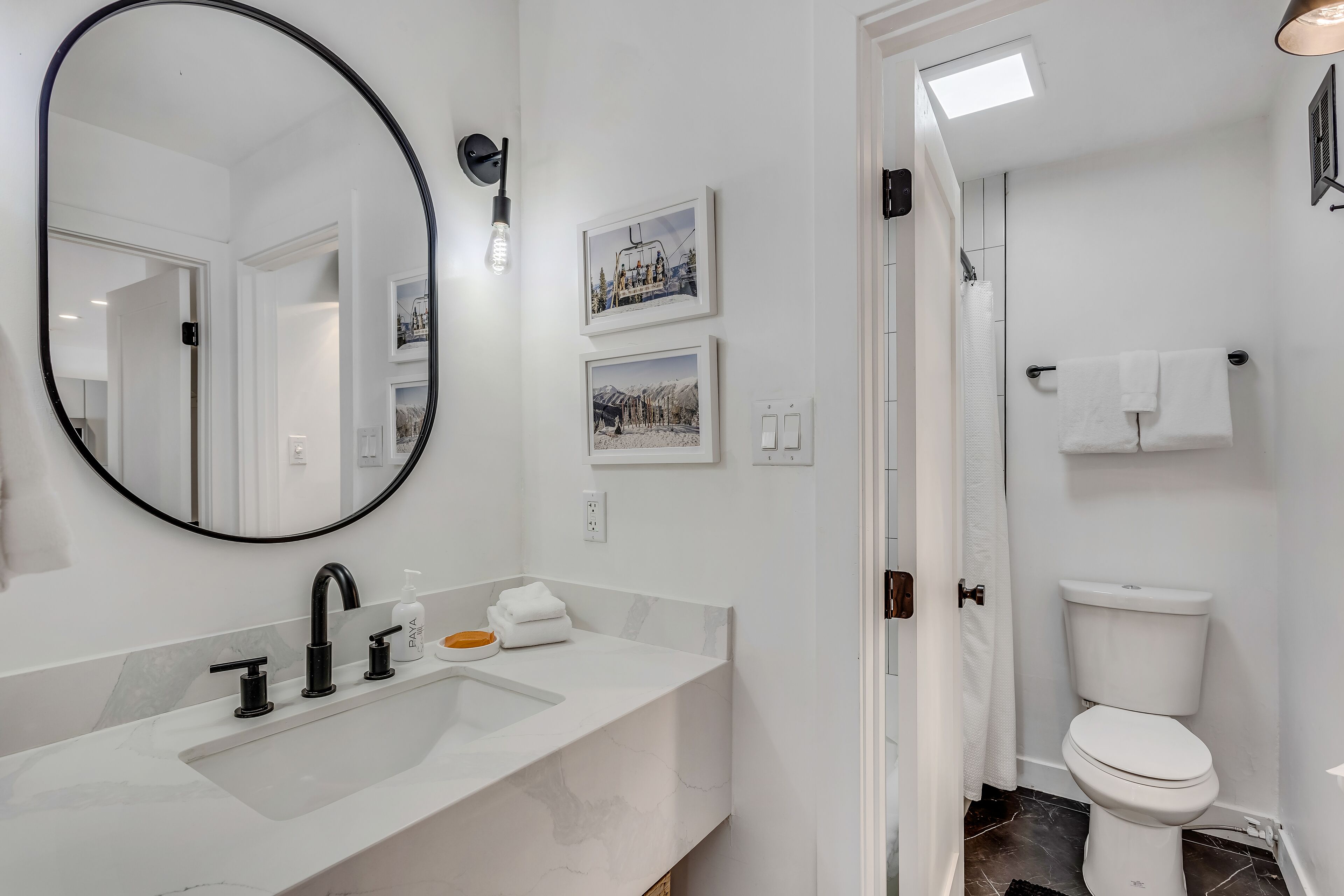 Laurelwood Condominiums Laurelwood Condominiums