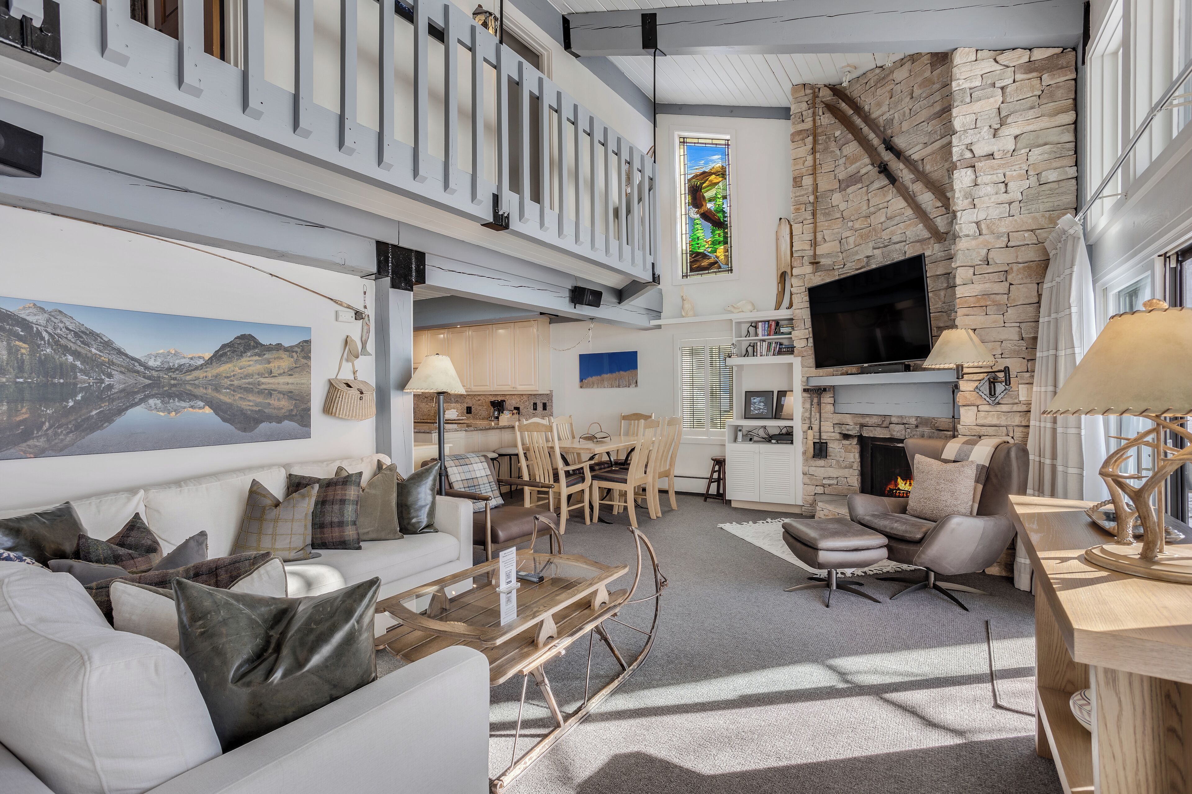 Laurelwood Condominiums Laurelwood Condominiums