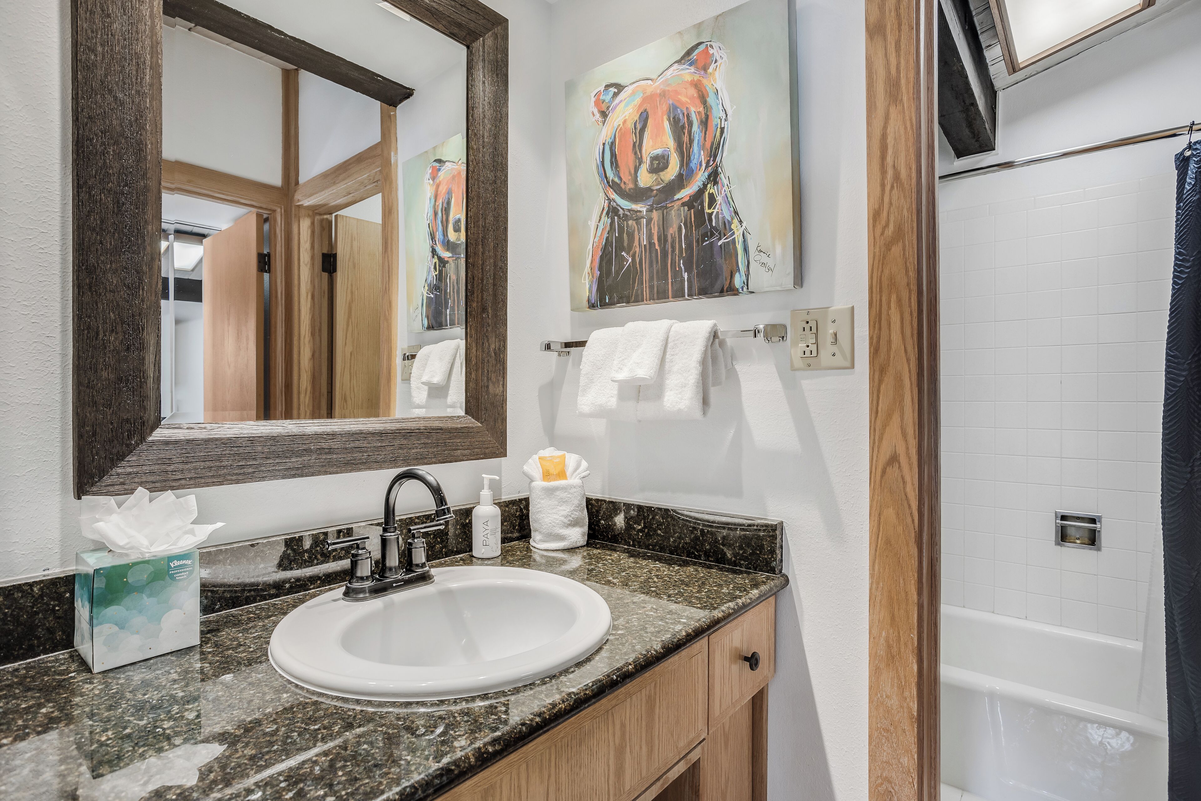 Laurelwood Condominiums Laurelwood Condominiums