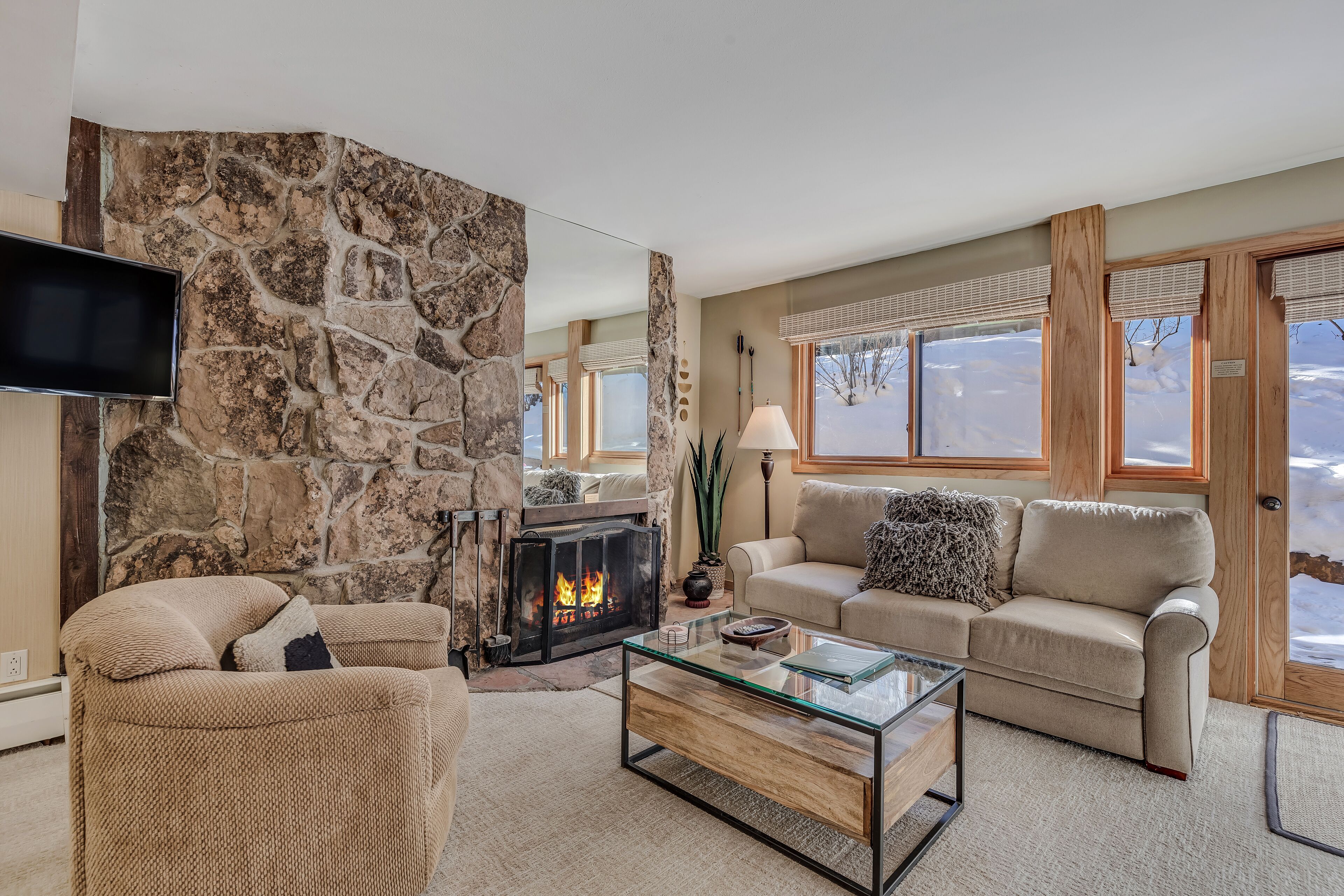 Laurelwood Condominiums Laurelwood Condominiums