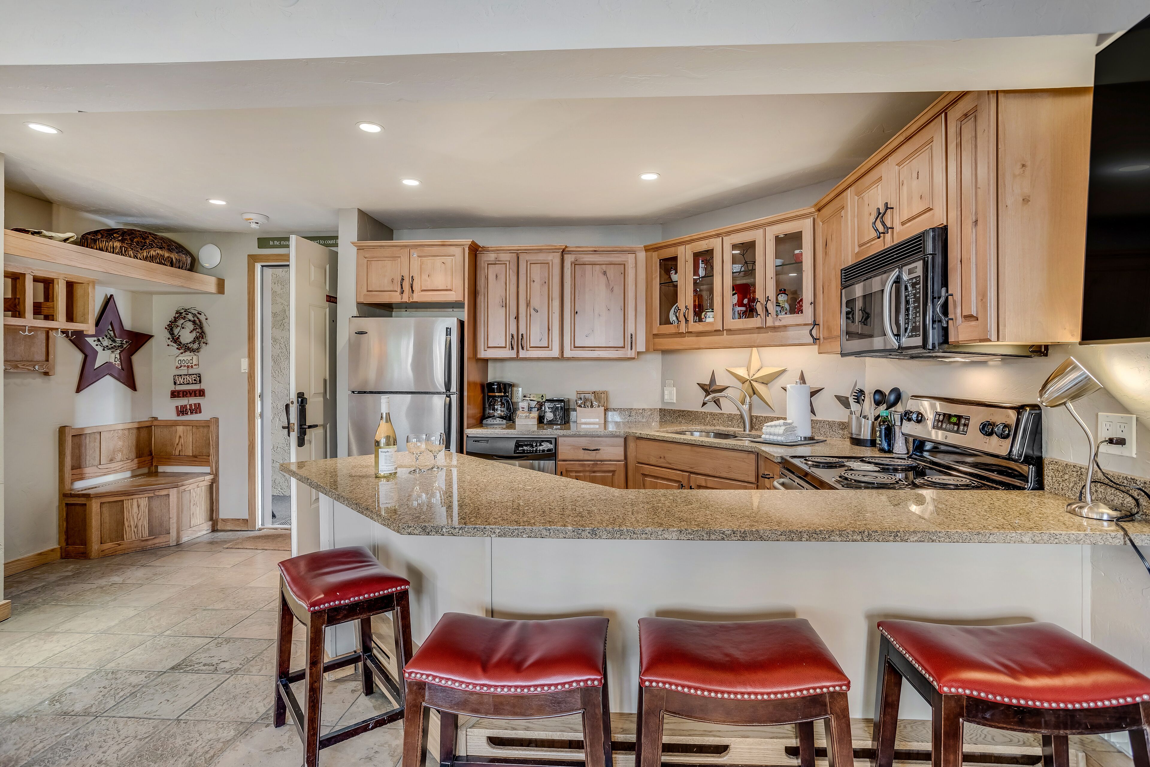 Laurelwood Condominiums Laurelwood Condominiums
