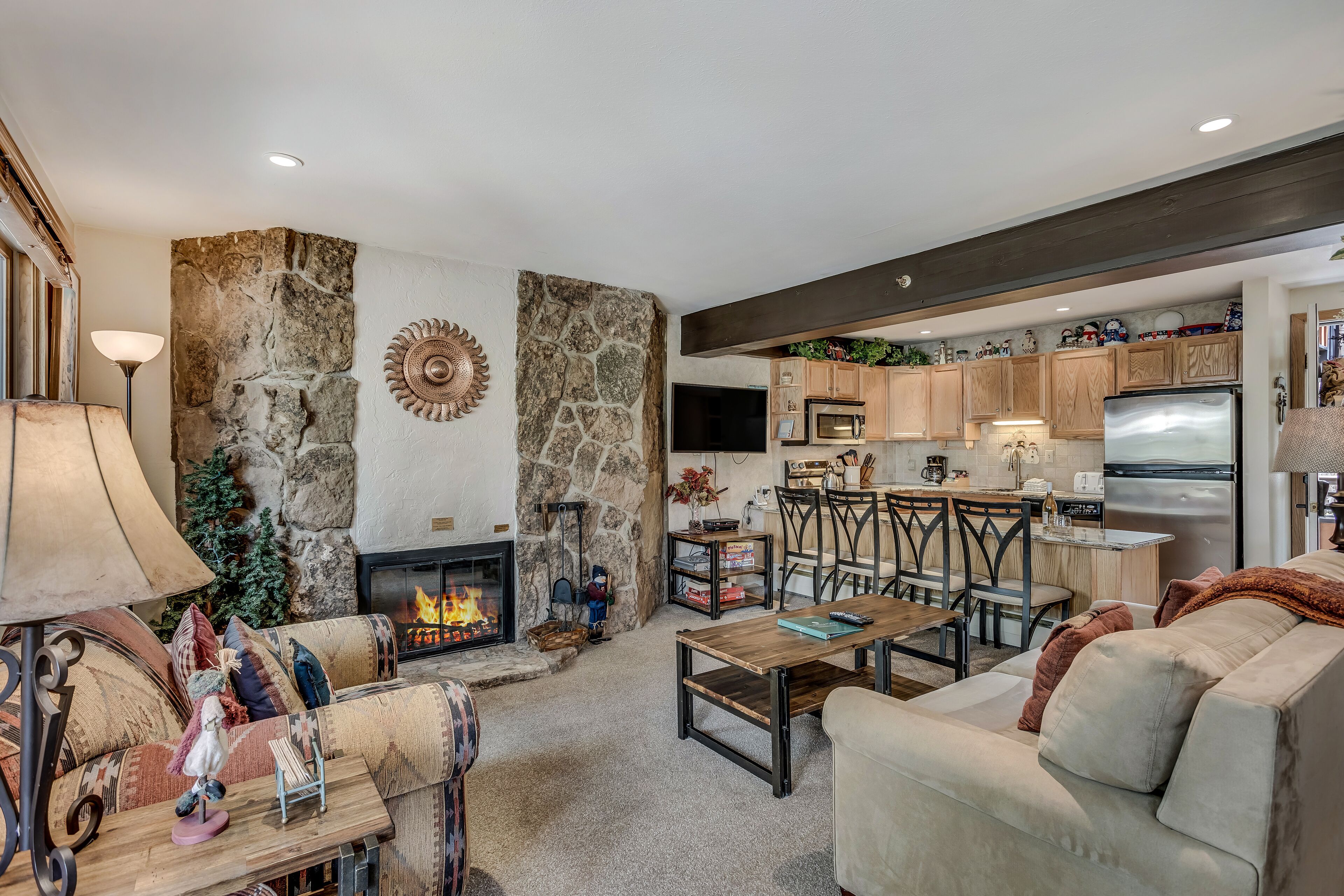 Laurelwood Condominiums Laurelwood Condominiums