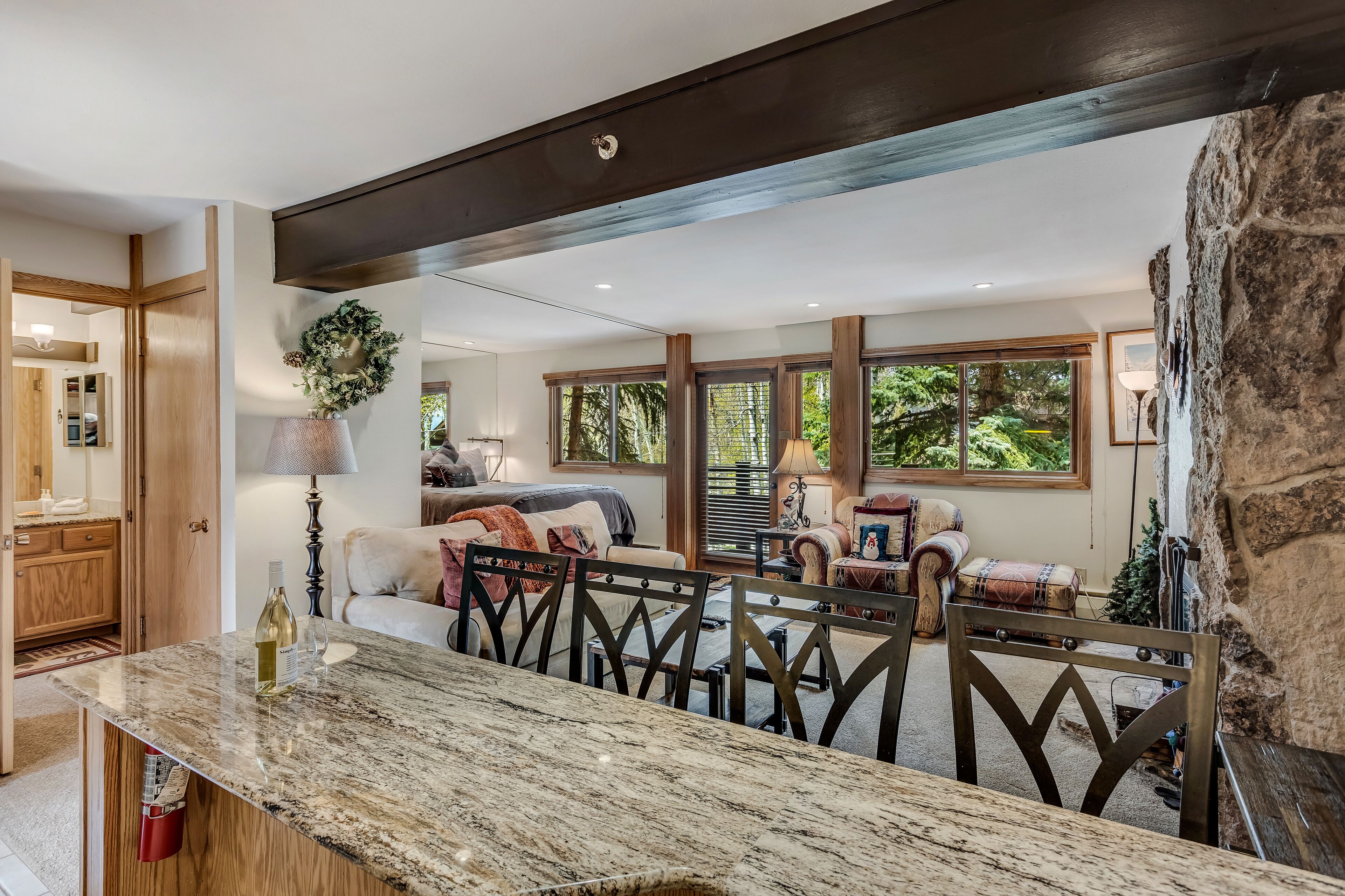Laurelwood Condominiums Laurelwood Condominiums