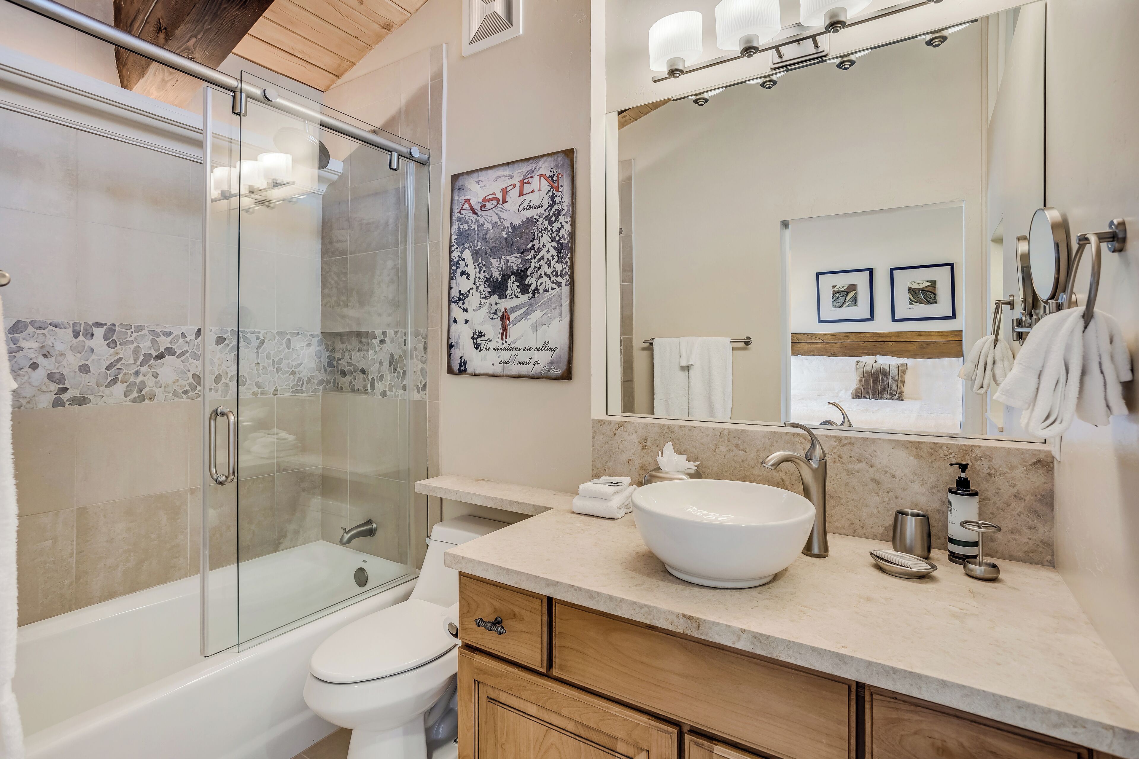 Laurelwood Condominiums Laurelwood Condominiums