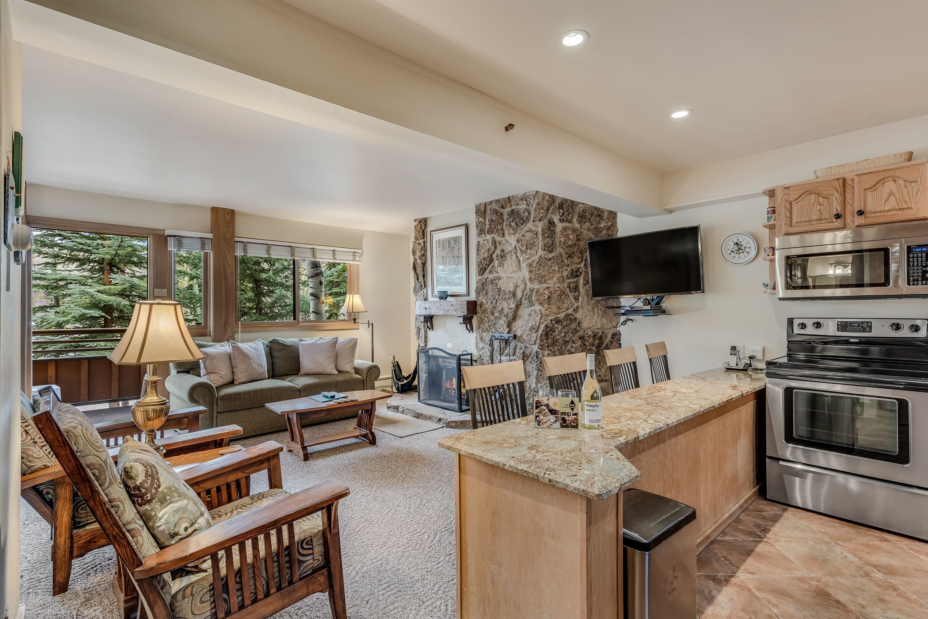 Laurelwood Condominiums Laurelwood Condominiums