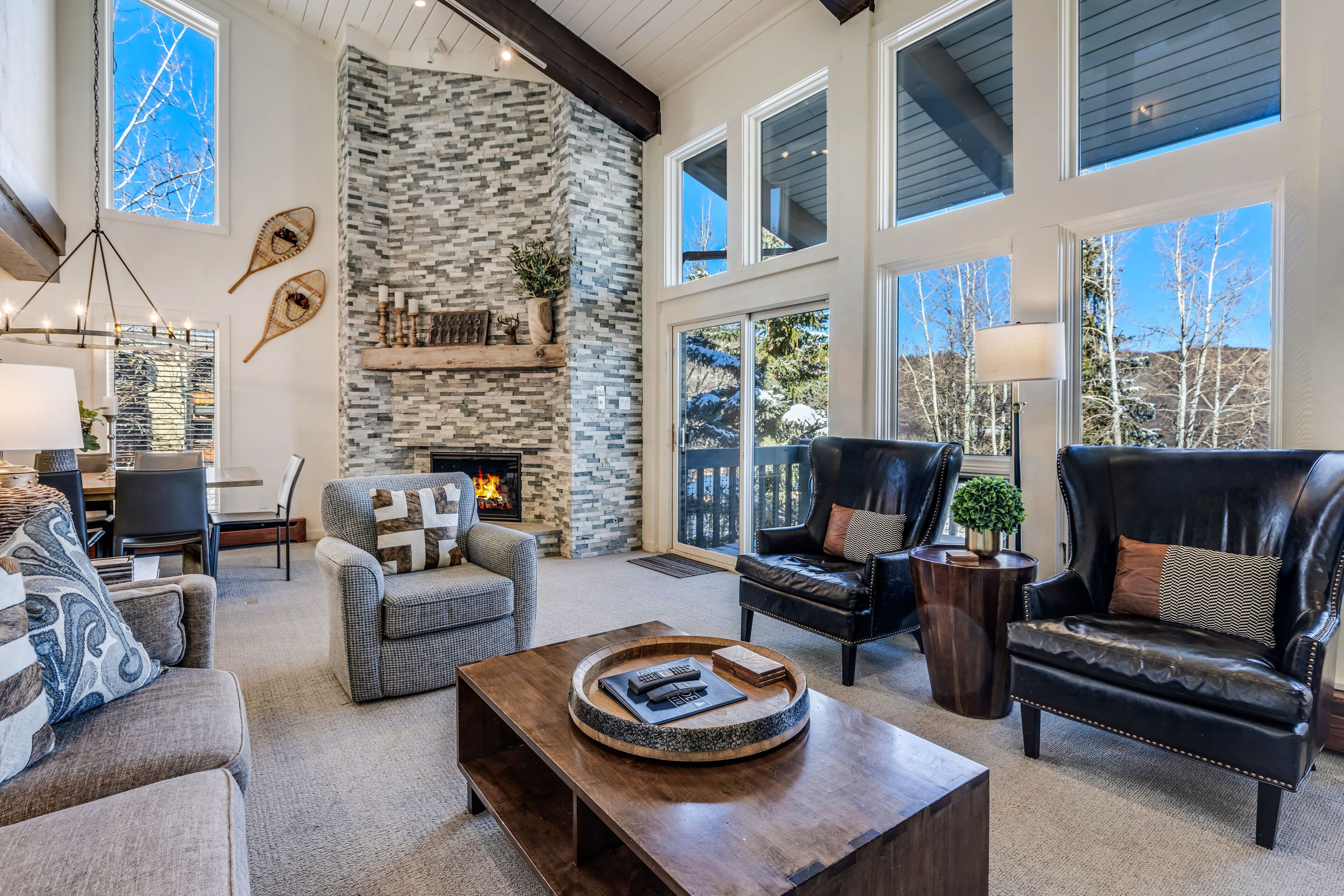 Laurelwood Condominiums Laurelwood Condominiums