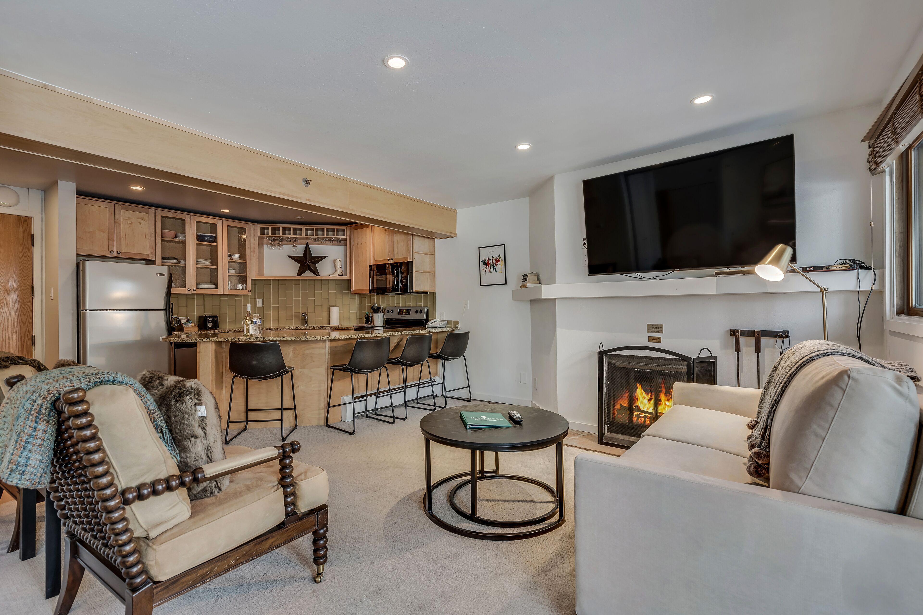 Laurelwood Condominiums Laurelwood Condominiums