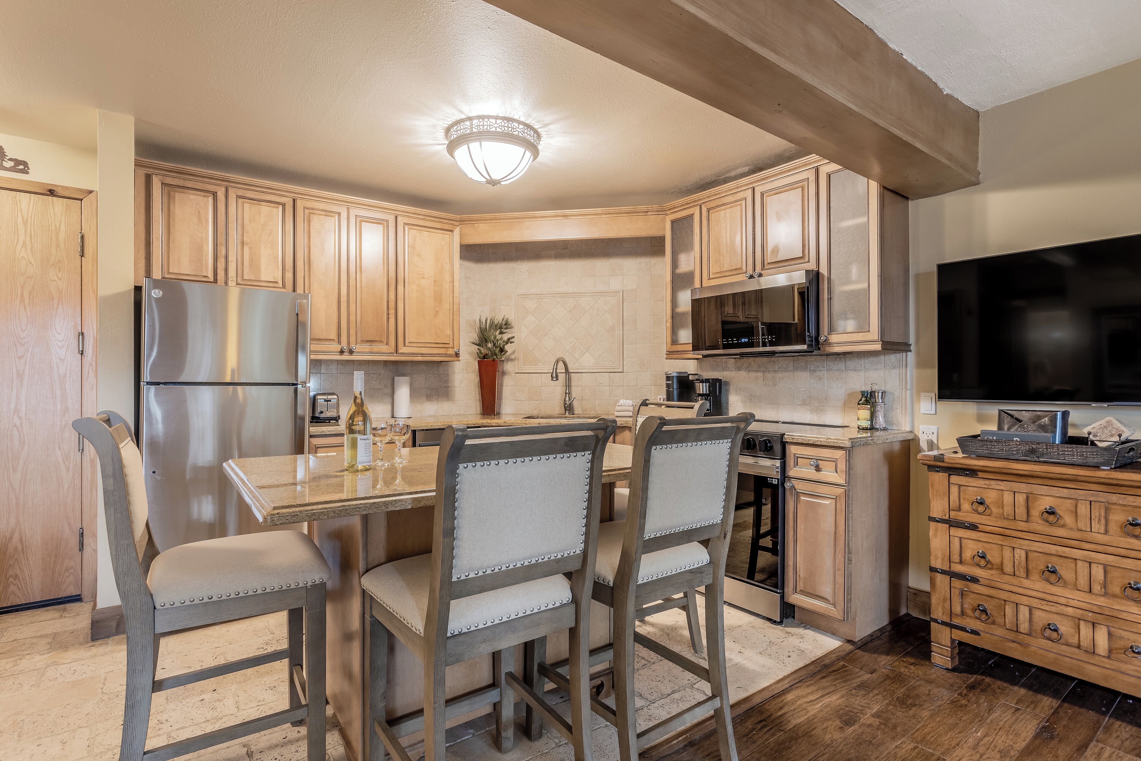 Laurelwood Condominiums Laurelwood Condominiums
