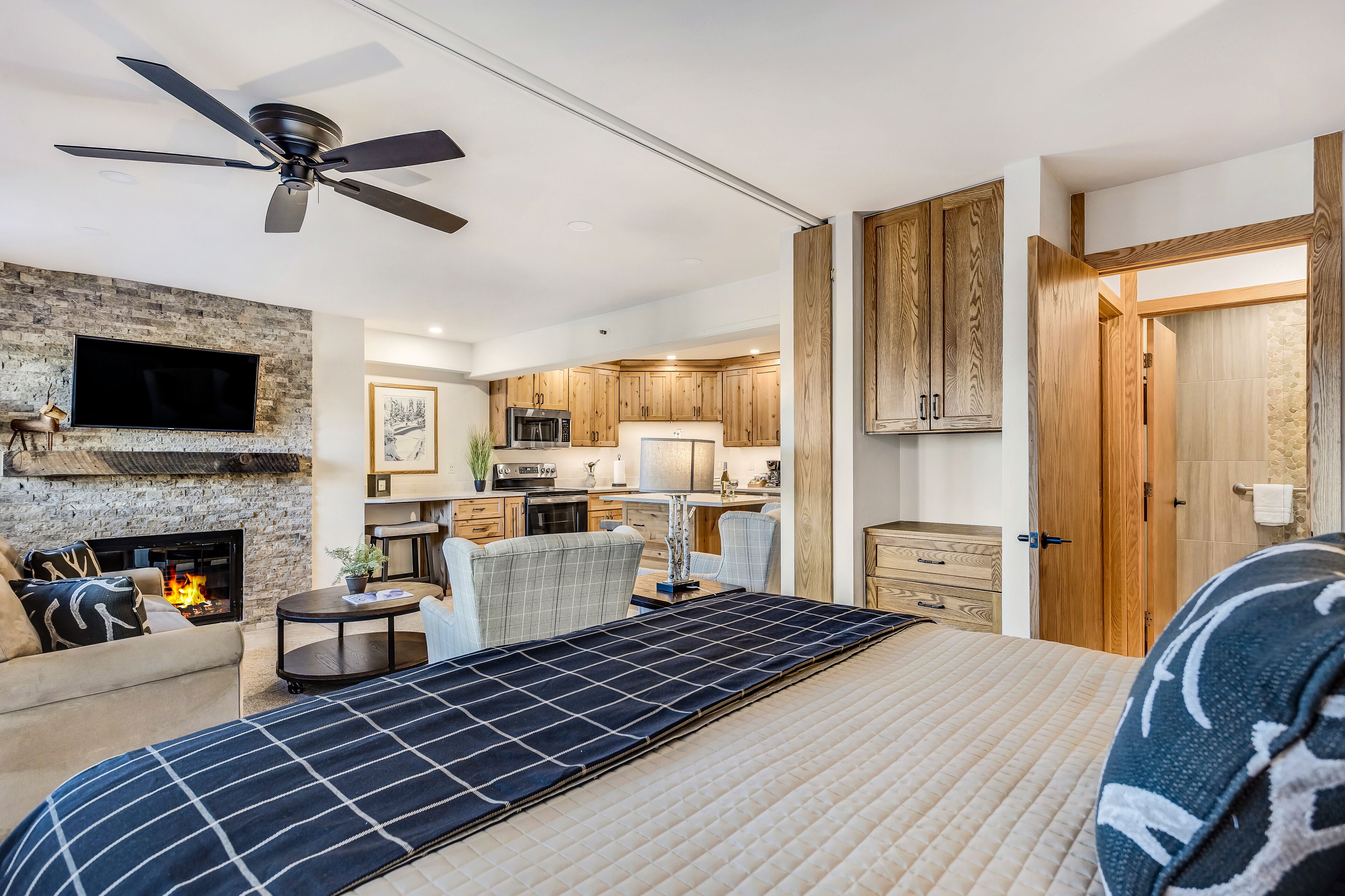Laurelwood Condominiums Laurelwood Condominiums