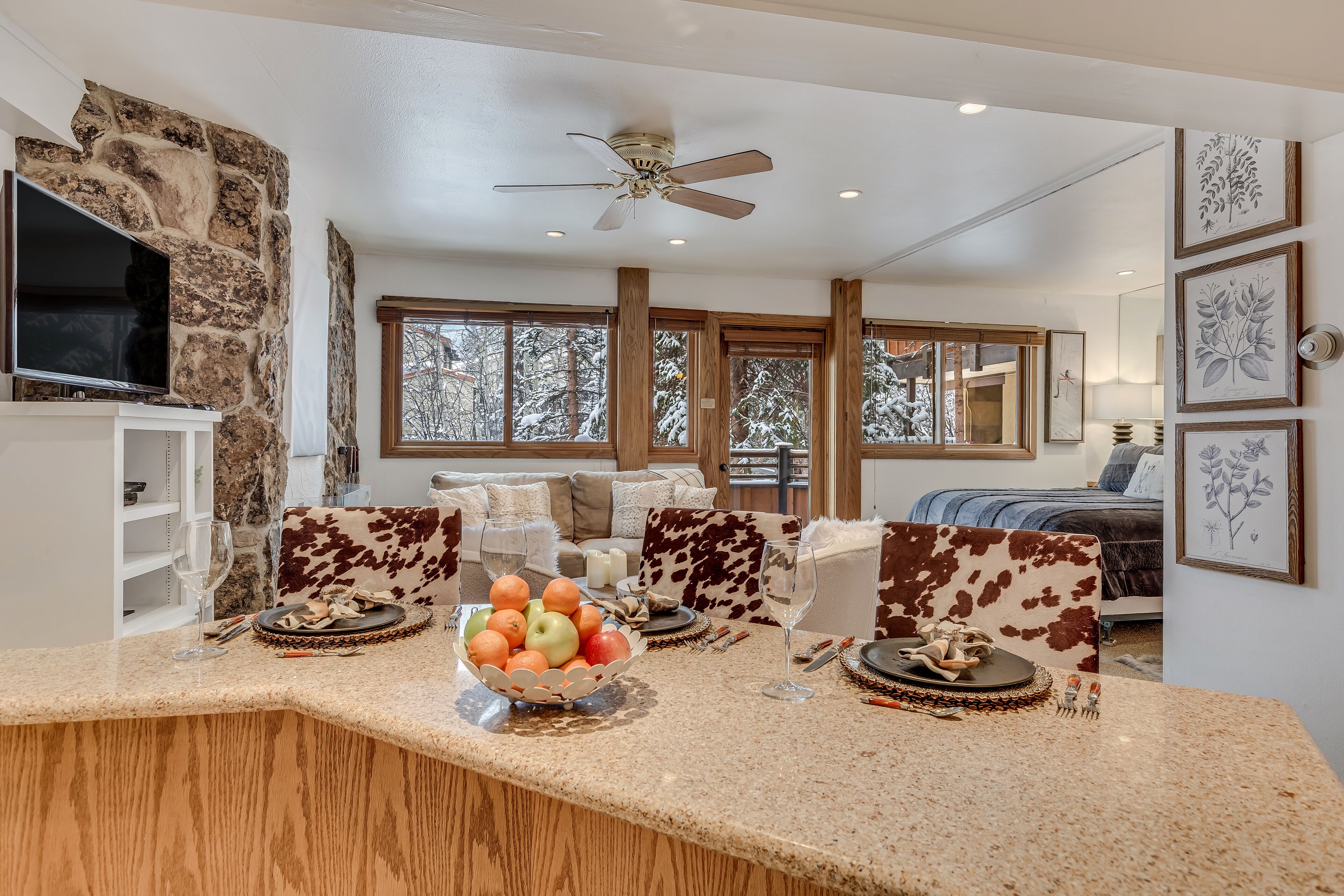 Laurelwood Condominiums Laurelwood Condominiums