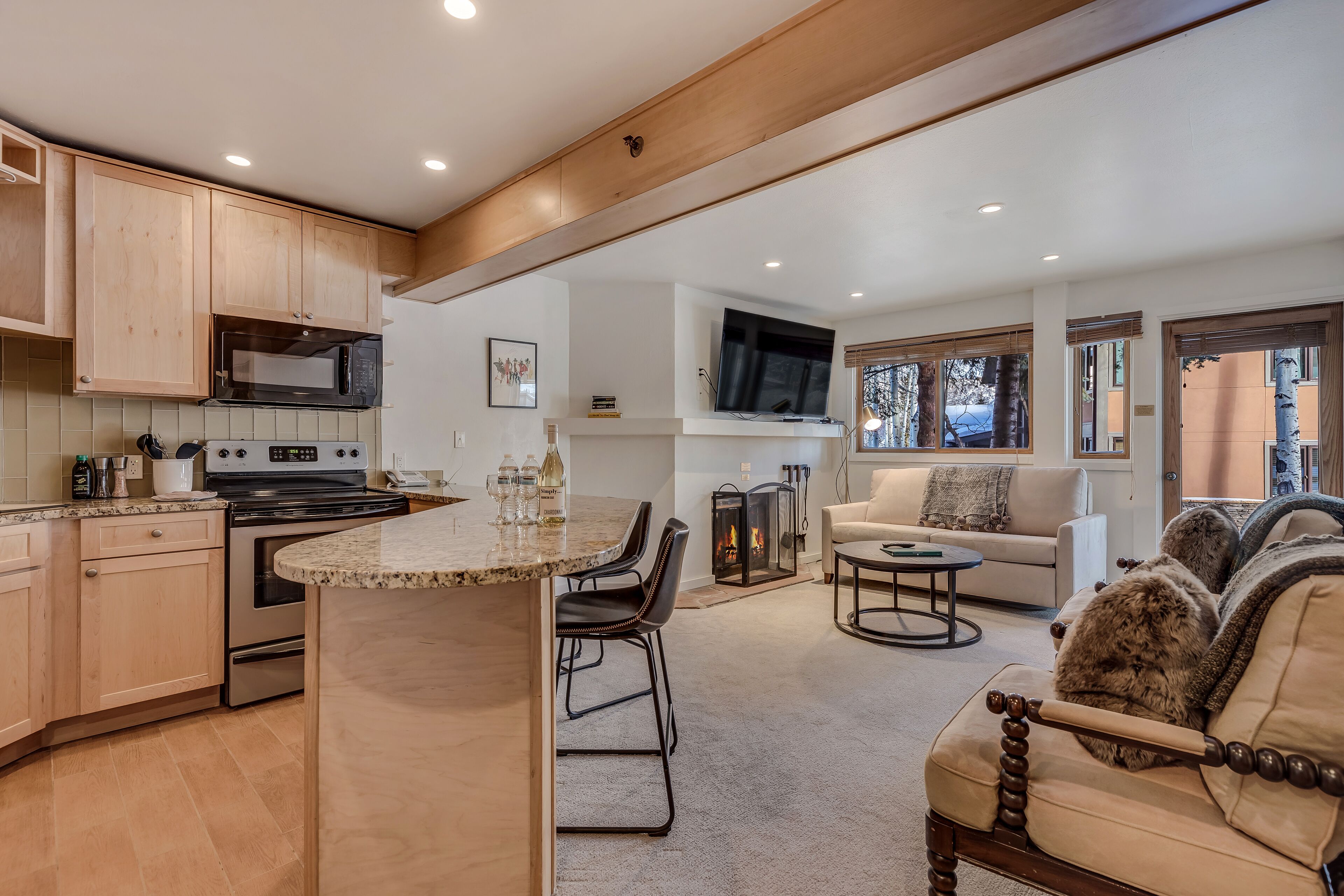 Laurelwood Condominiums Laurelwood Condominiums