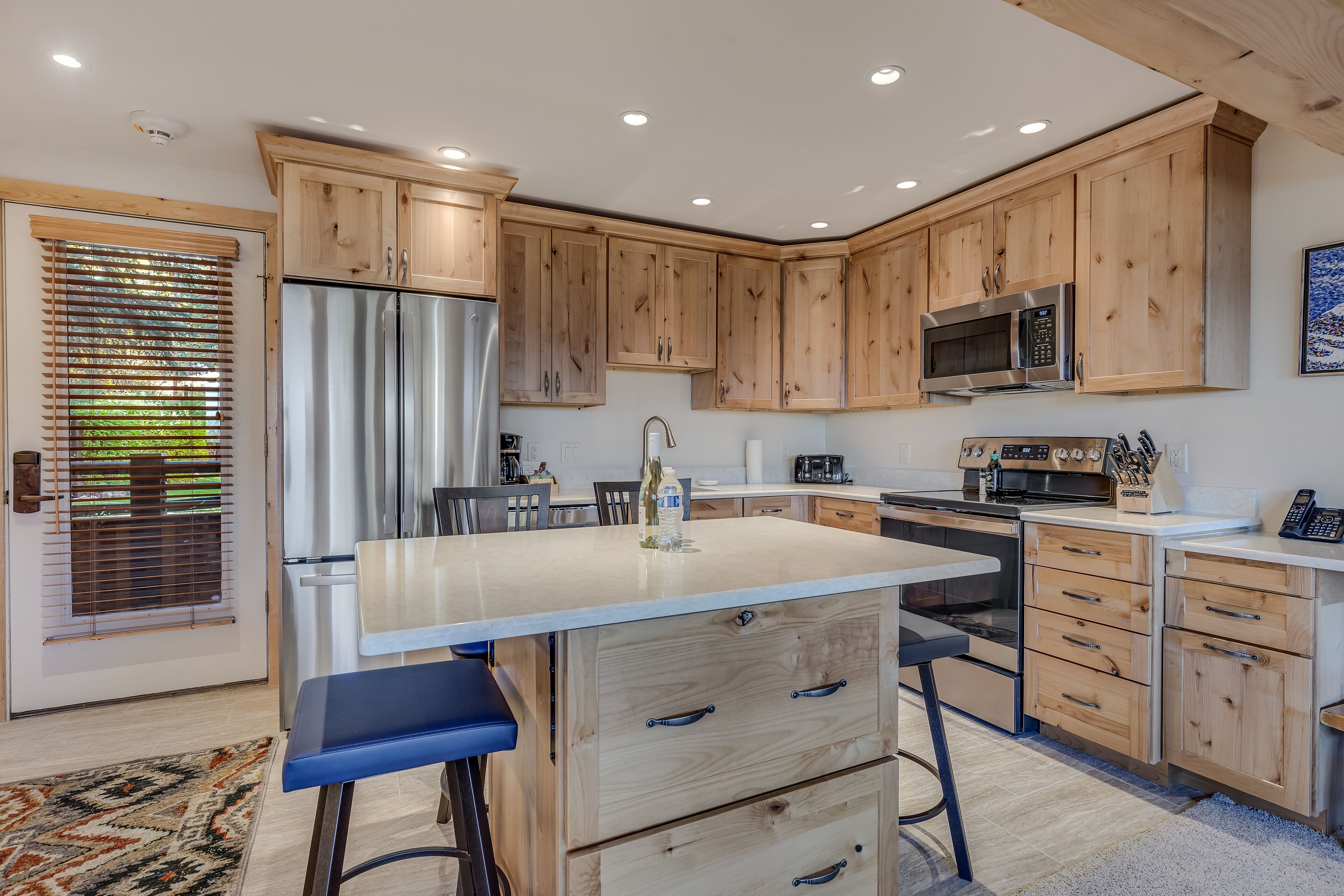 Laurelwood Condominiums Laurelwood Condominiums