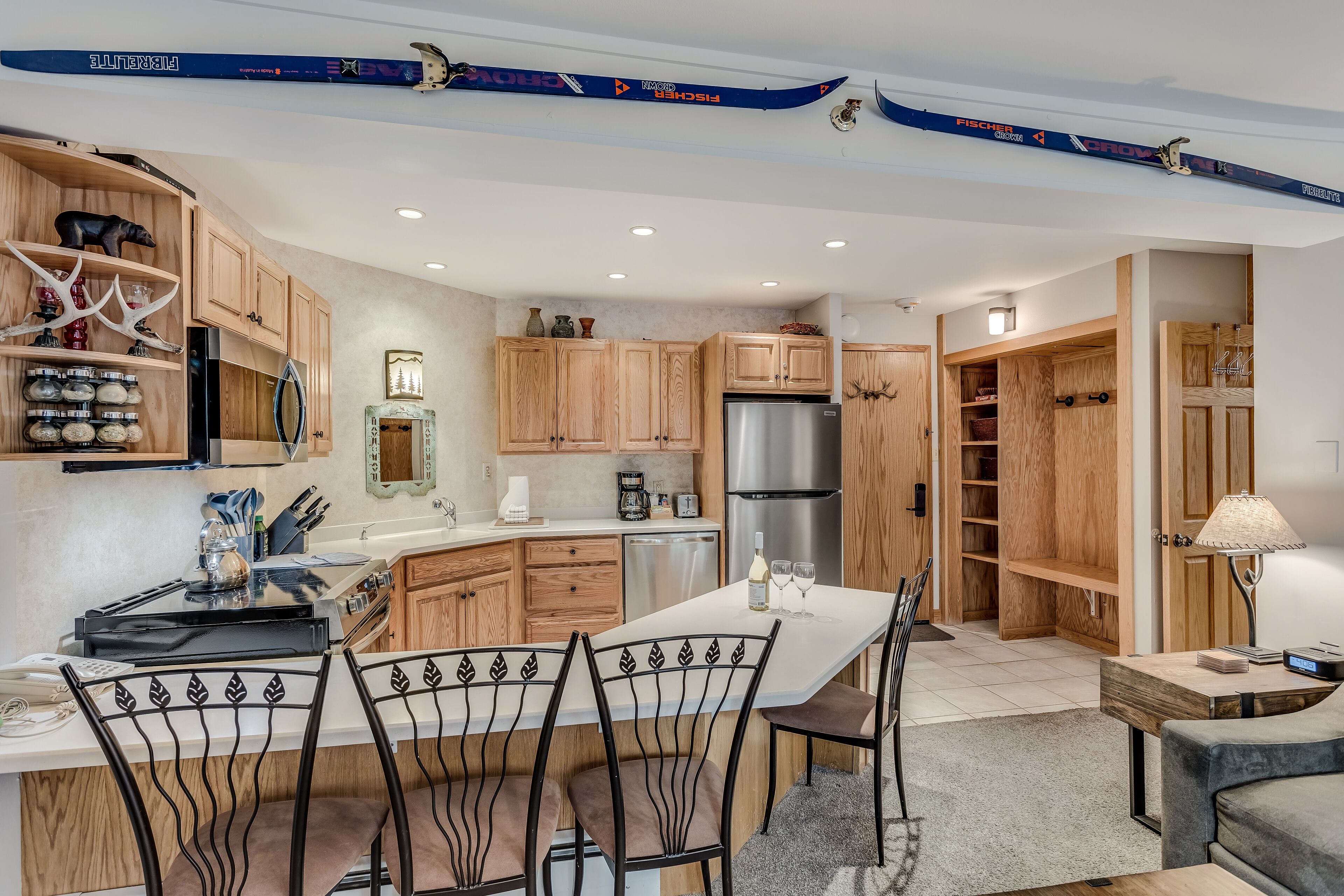 Laurelwood Condominiums Laurelwood Condominiums
