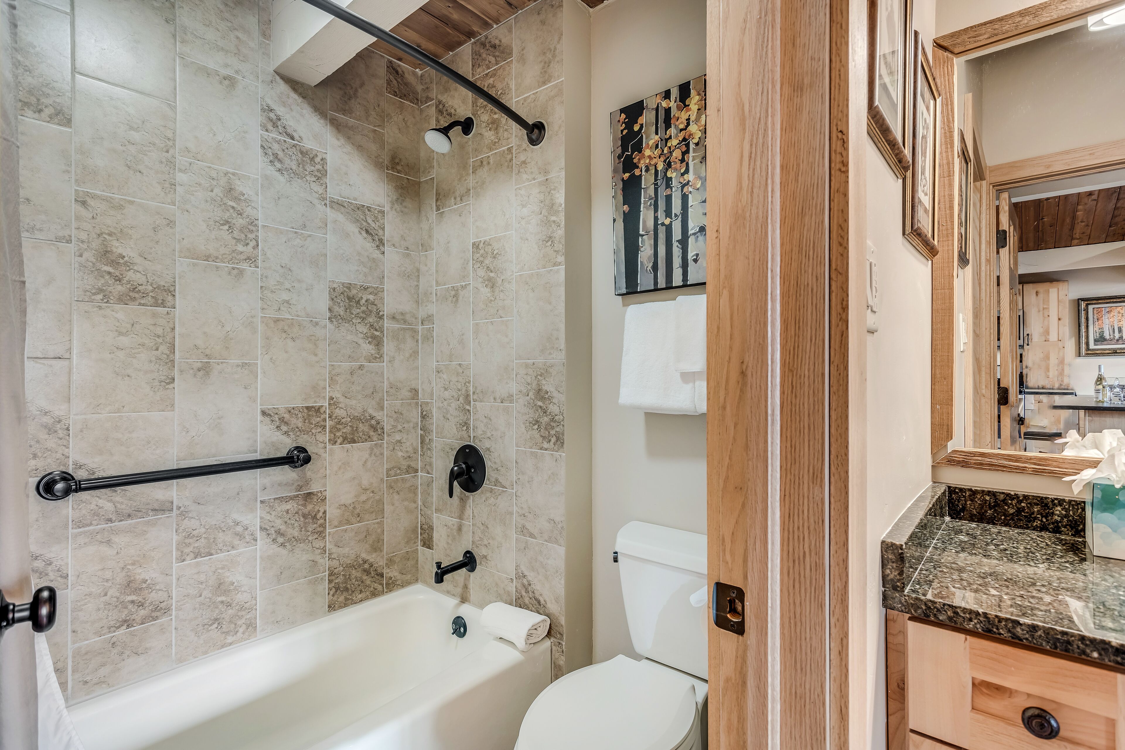 Laurelwood Condominiums Laurelwood Condominiums
