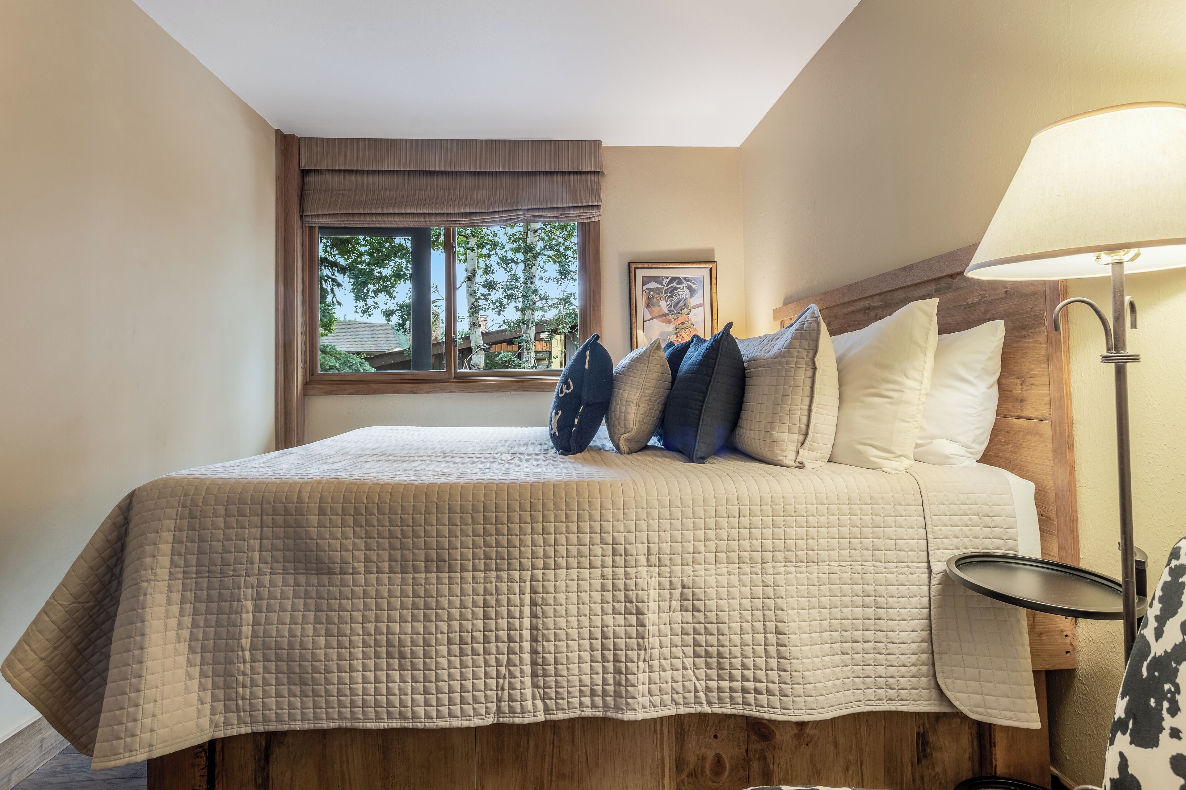 Laurelwood Condominiums Laurelwood Condominiums