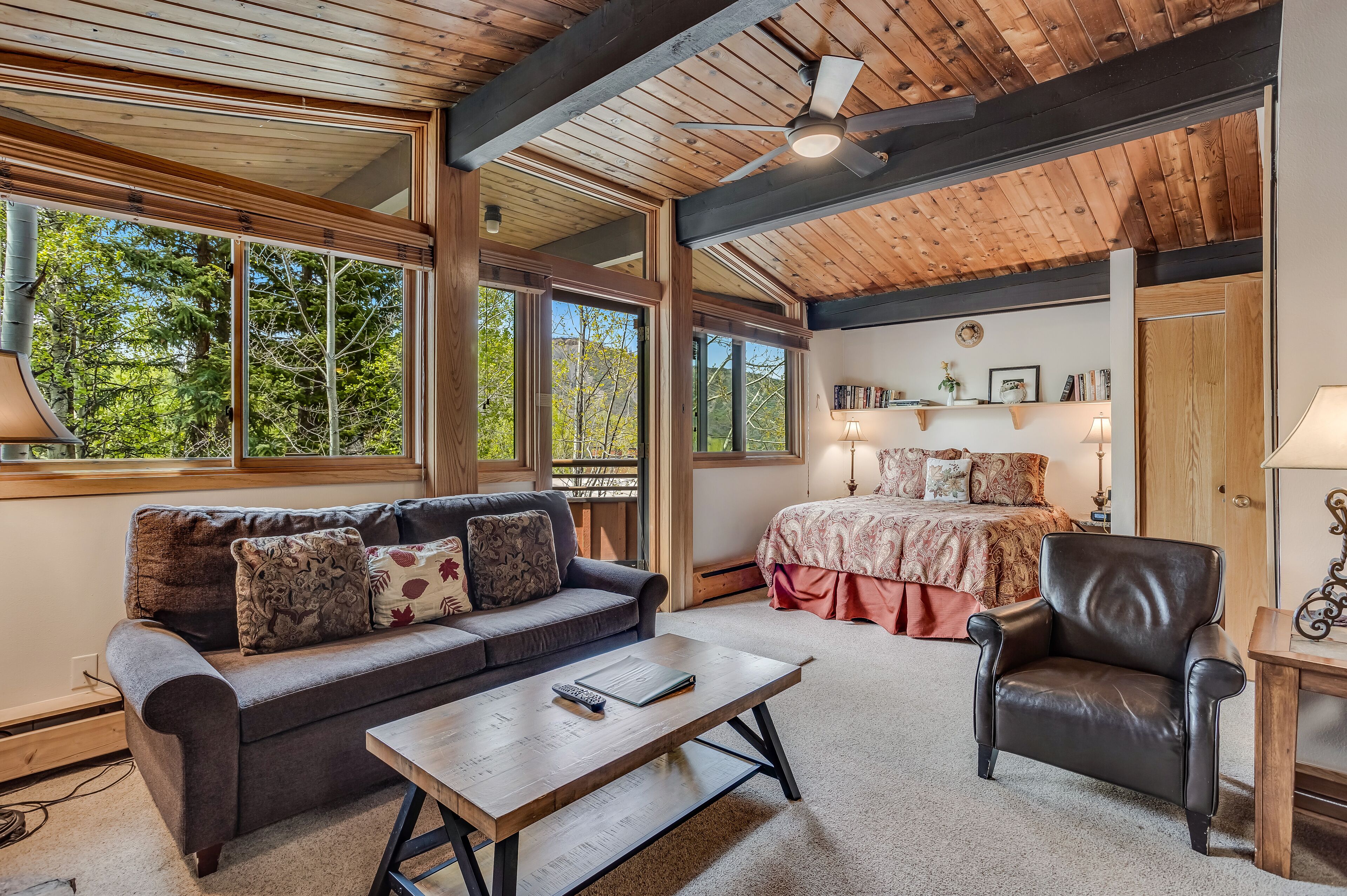 Laurelwood Condominiums Laurelwood Condominiums