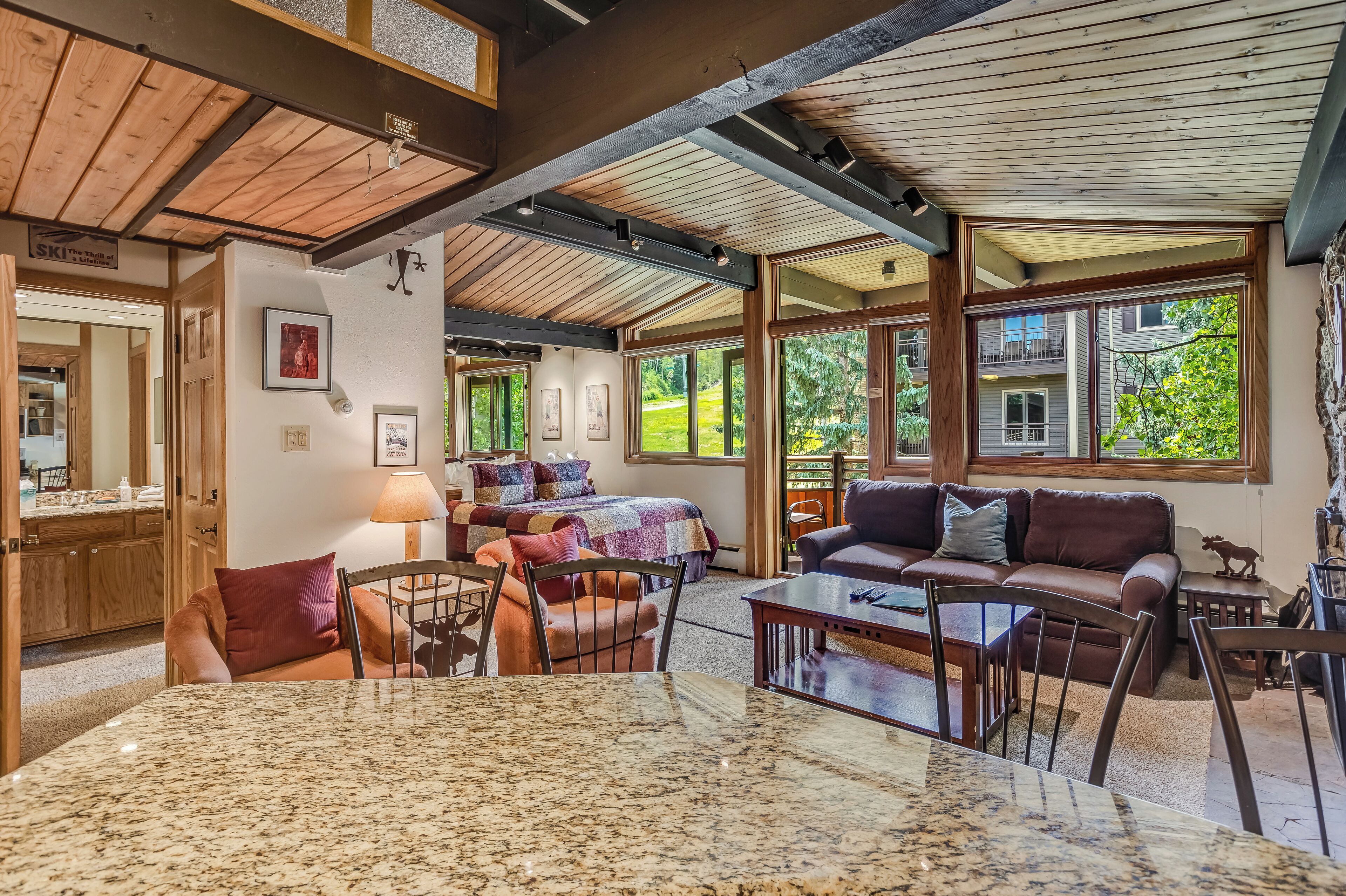 Laurelwood Condominiums Laurelwood Condominiums