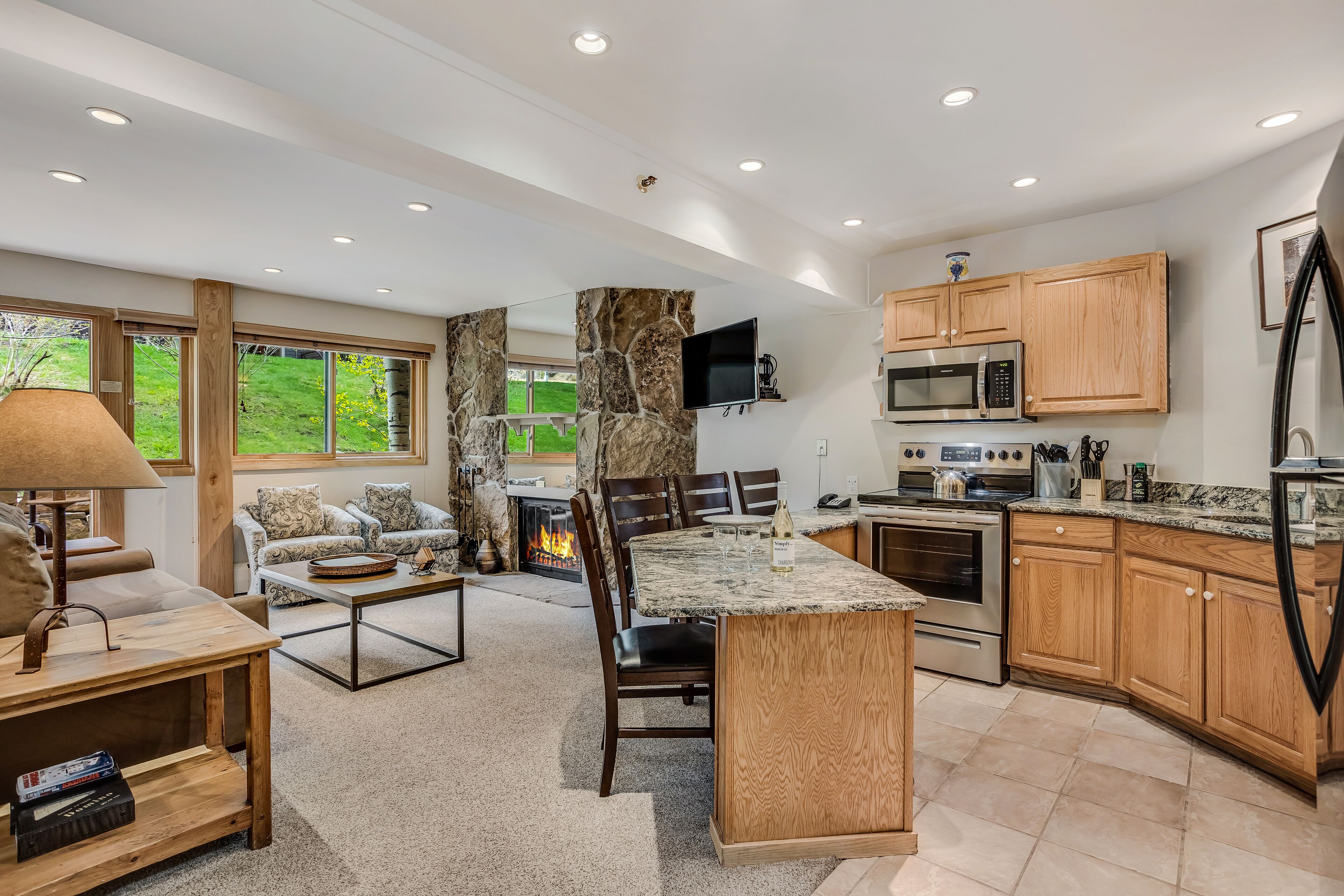 Laurelwood Condominiums Laurelwood Condominiums
