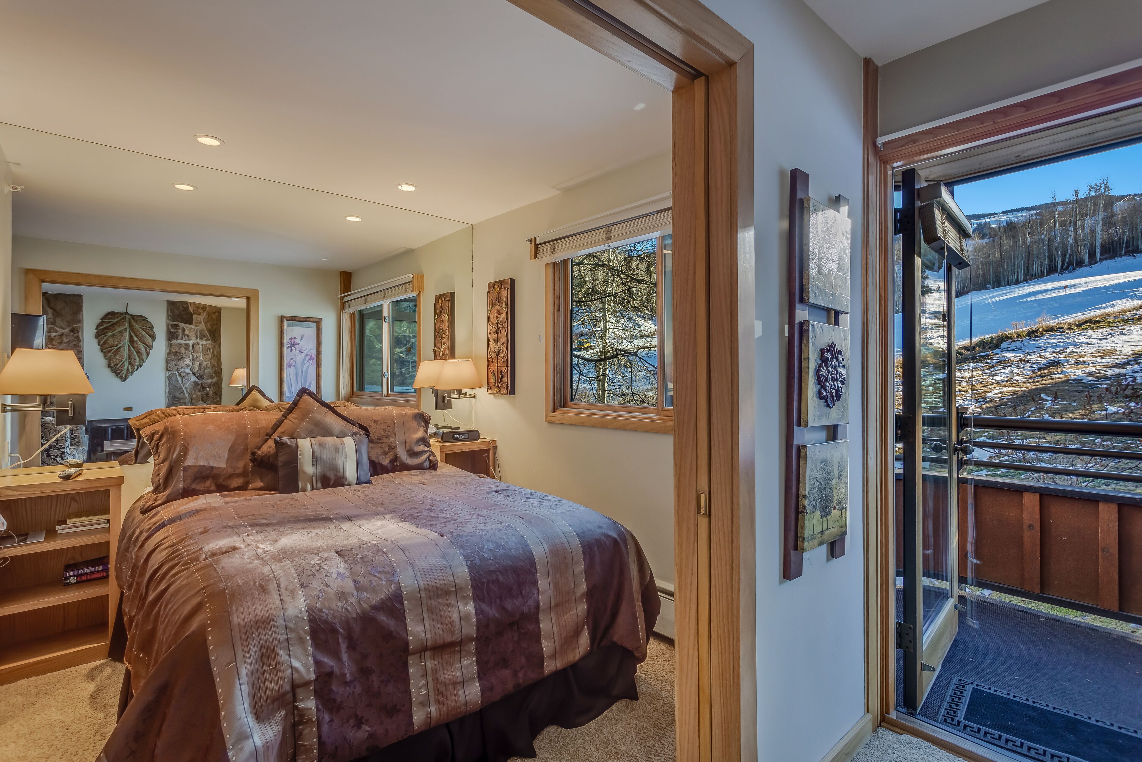 Laurelwood Condominiums Laurelwood Condominiums