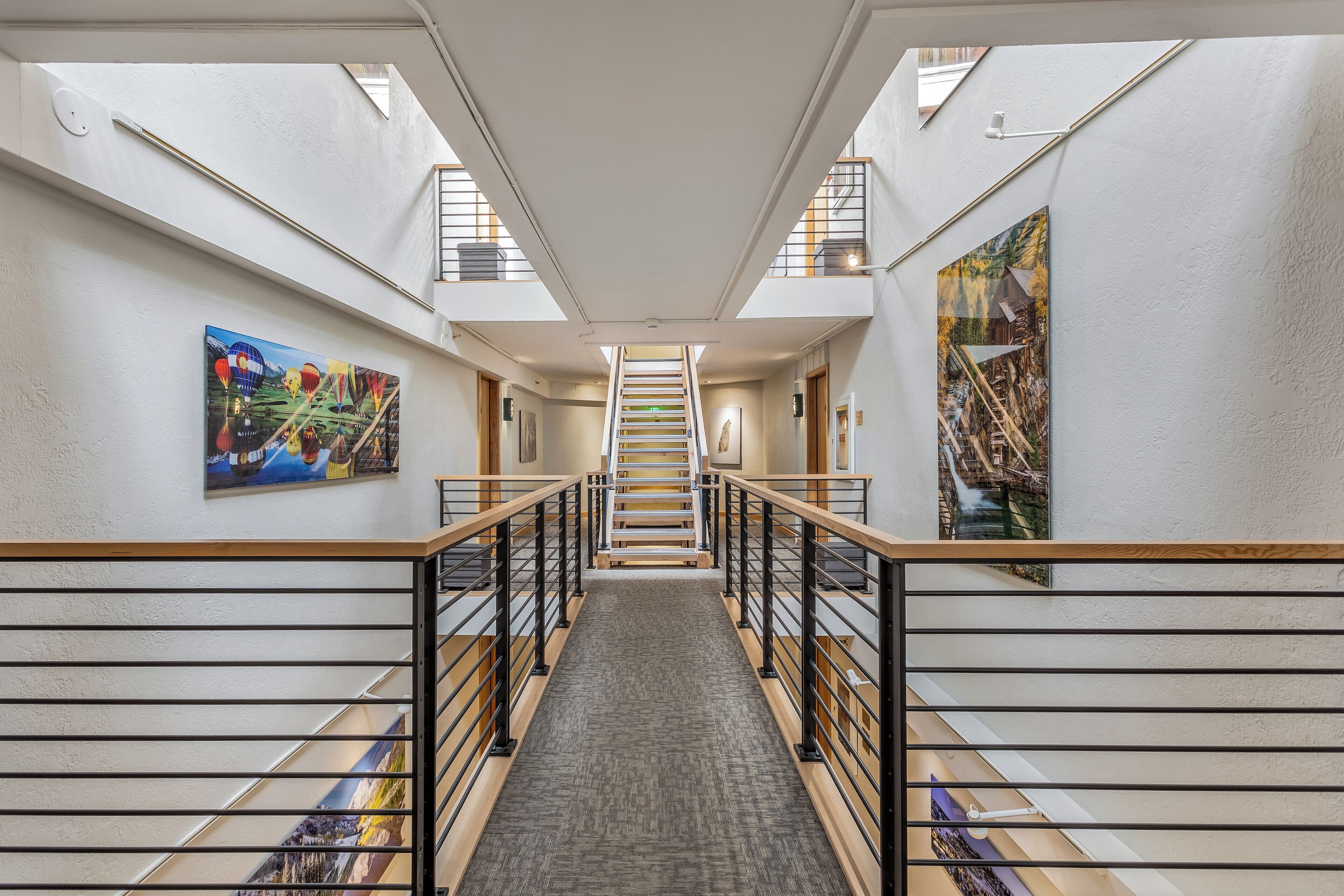 Laurelwood Condominiums Laurelwood Condominiums