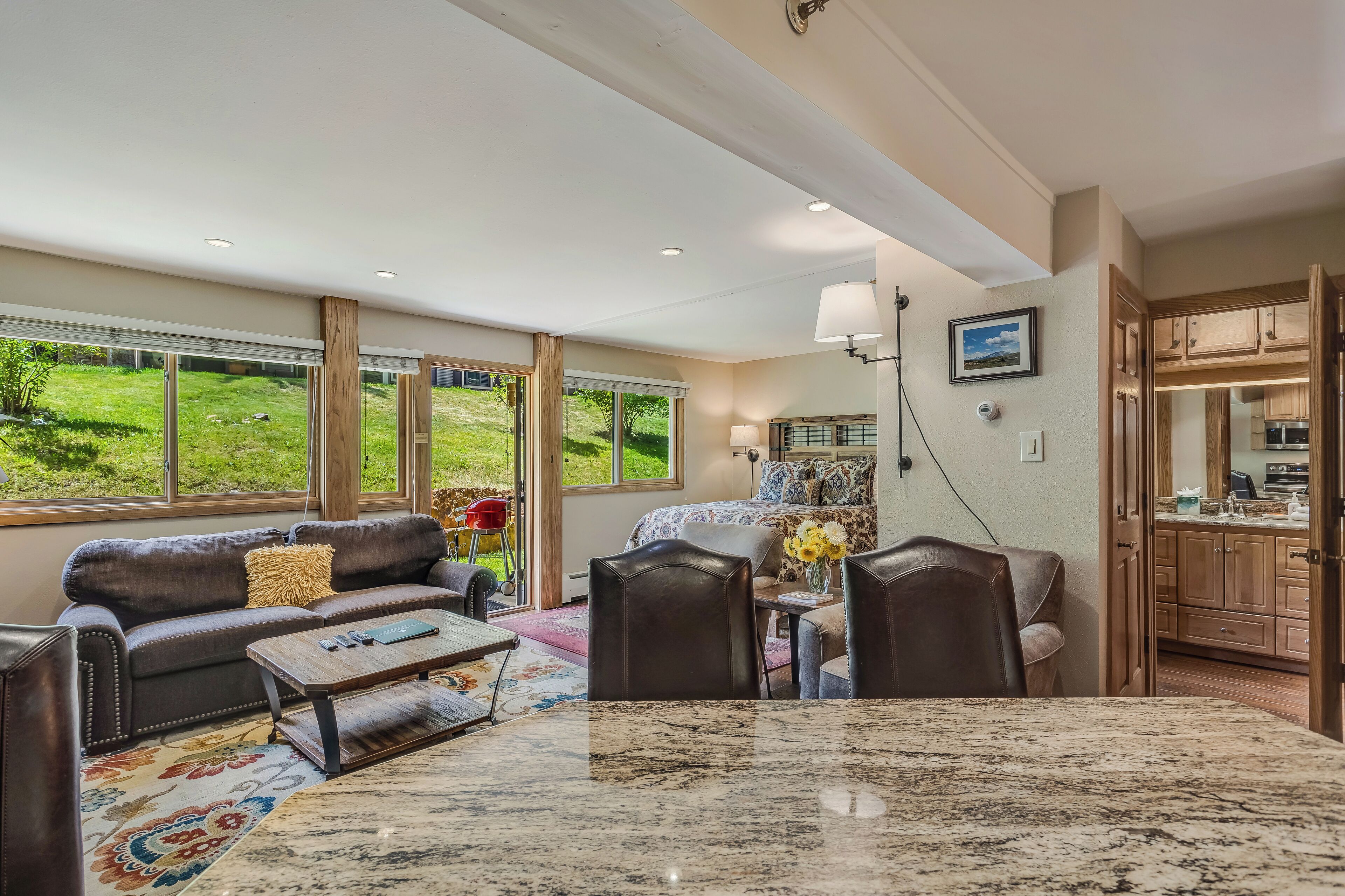 Laurelwood Condominiums Laurelwood Condominiums