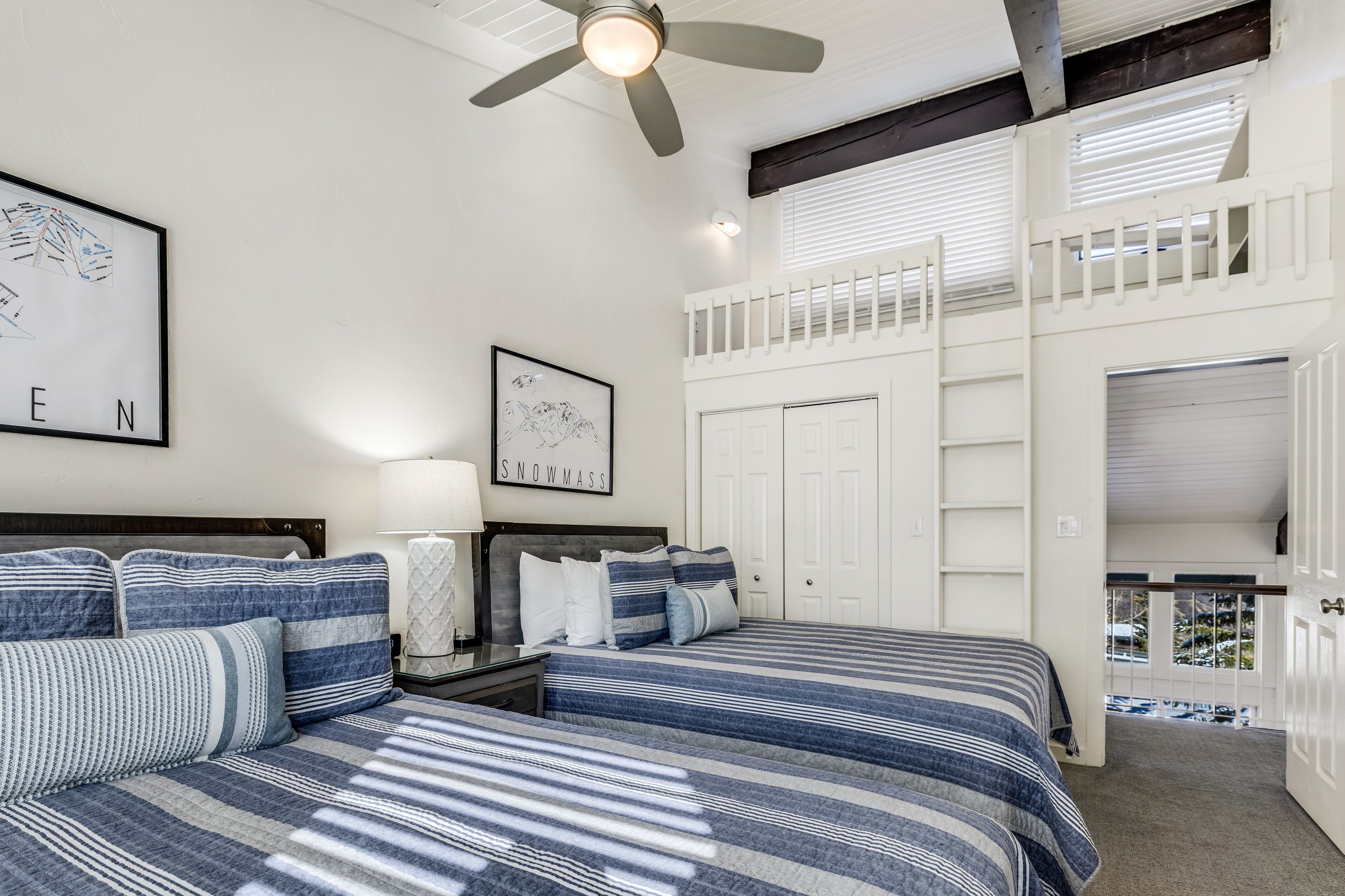 Laurelwood Condominiums Laurelwood Condominiums