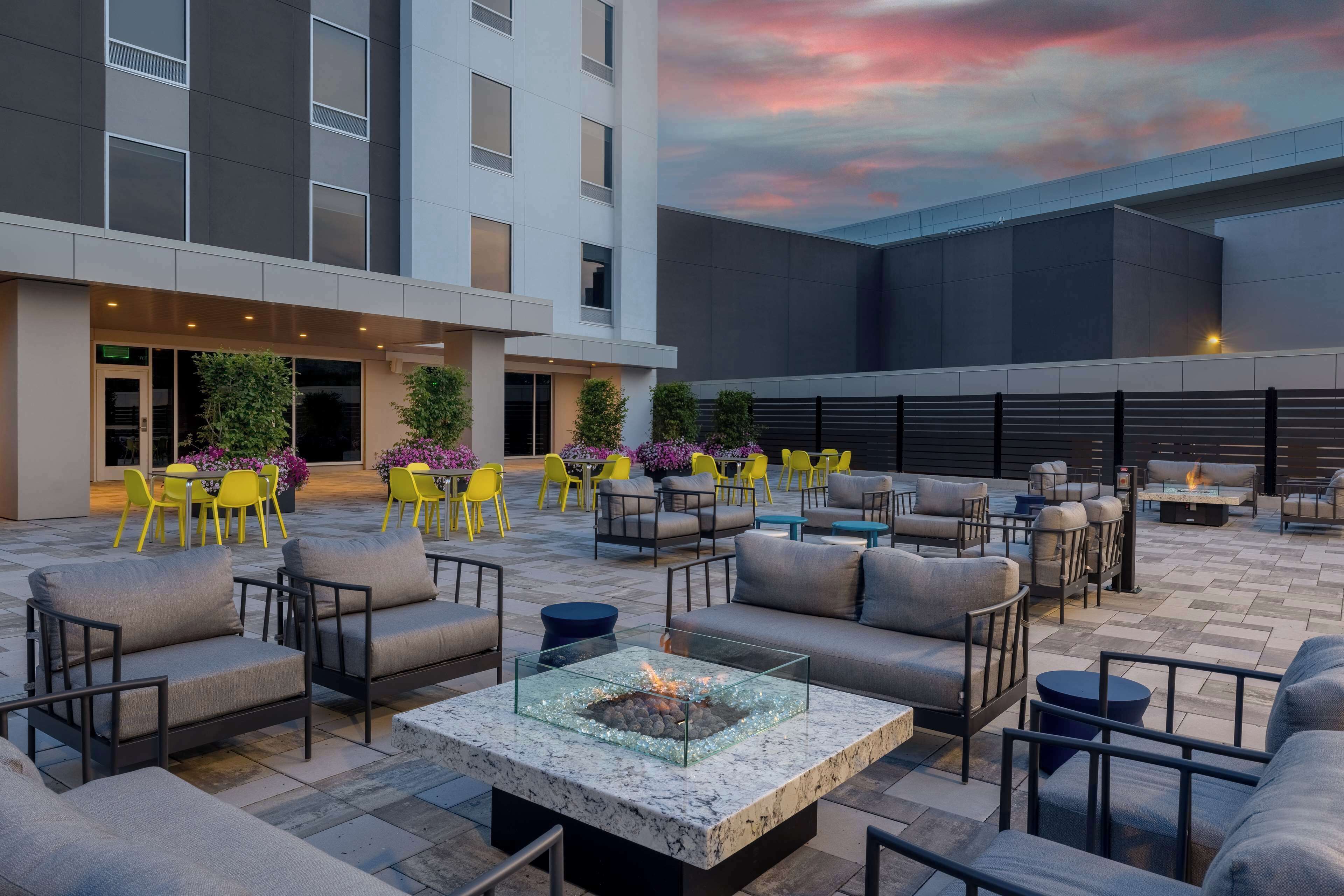 Home2 Suites by Hilton Bristol Home2 Suites by Hilton Bristol