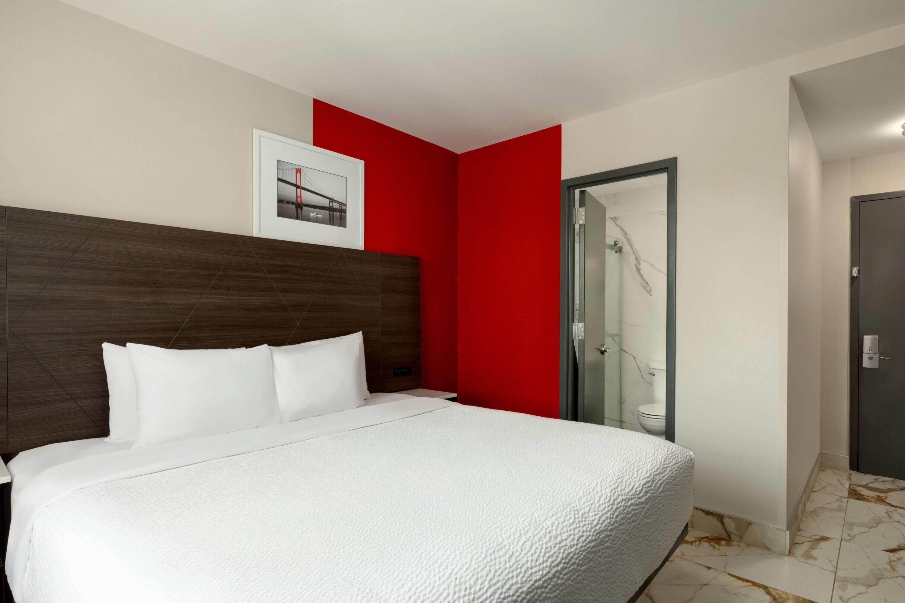 Ramada by Wyndham Brooklyn Empire Blvd Ramada by Wyndham Brooklyn Empire Blvd