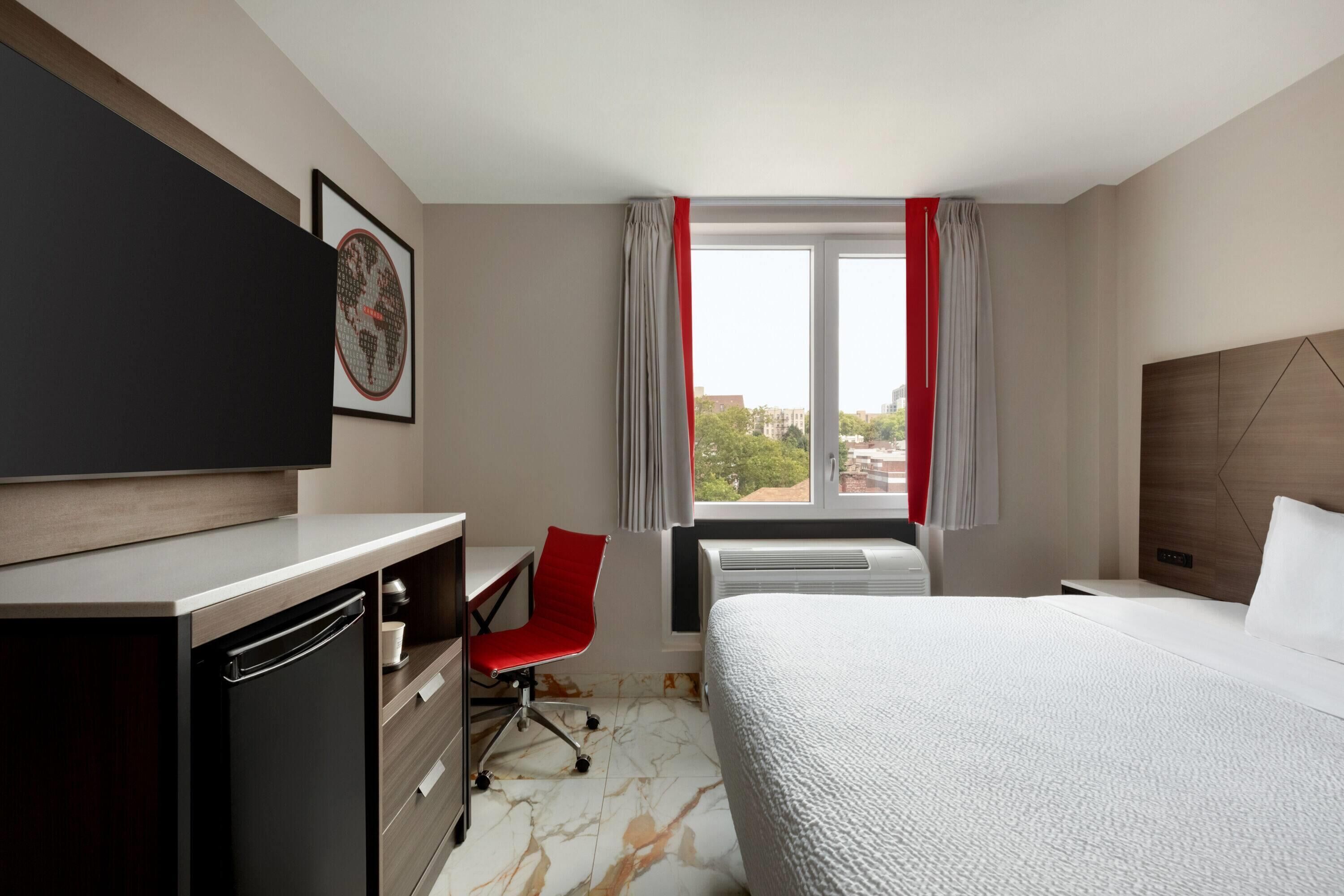 Ramada by Wyndham Brooklyn Empire Blvd Ramada by Wyndham Brooklyn Empire Blvd