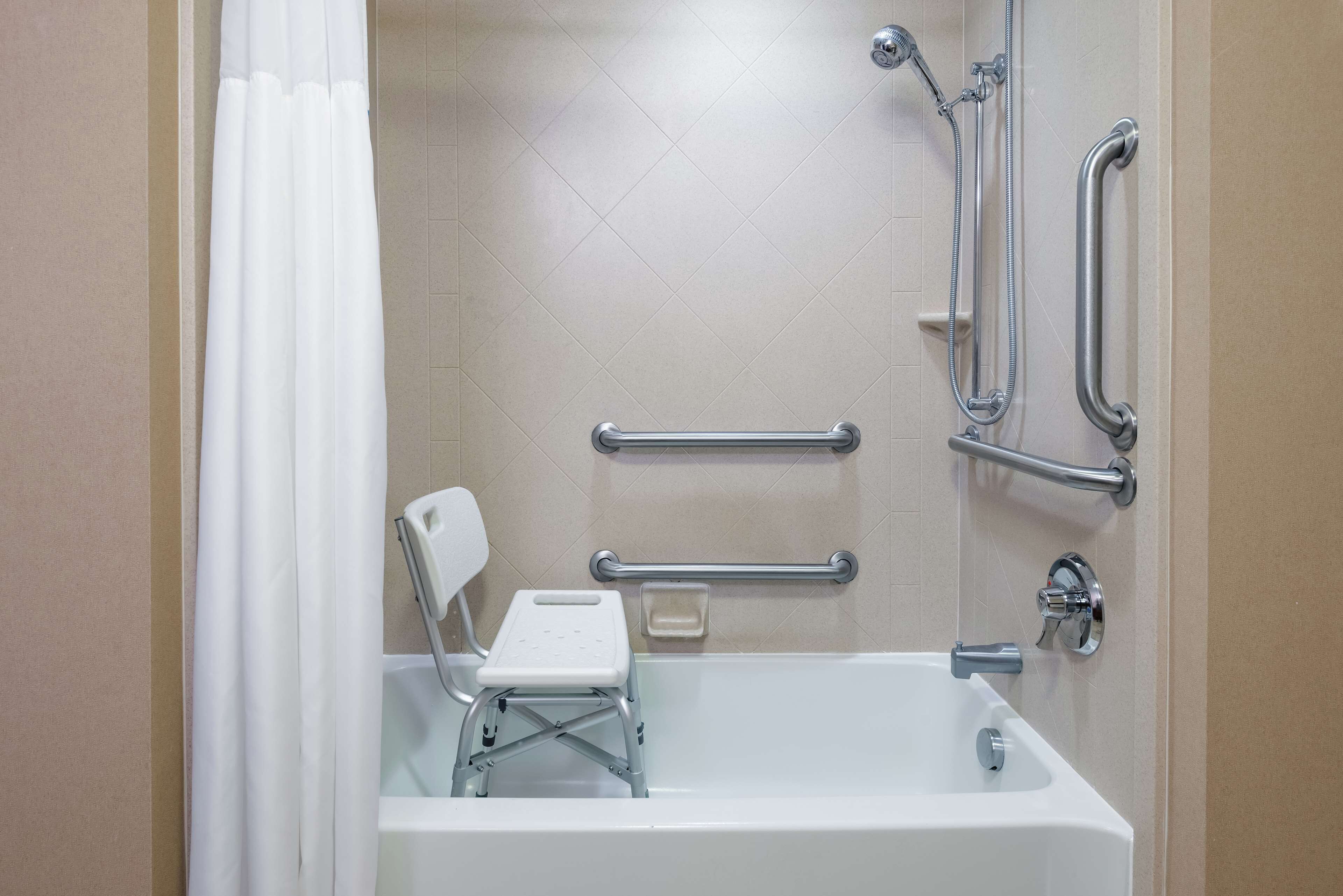 Hampton Inn Springfield South Enfield